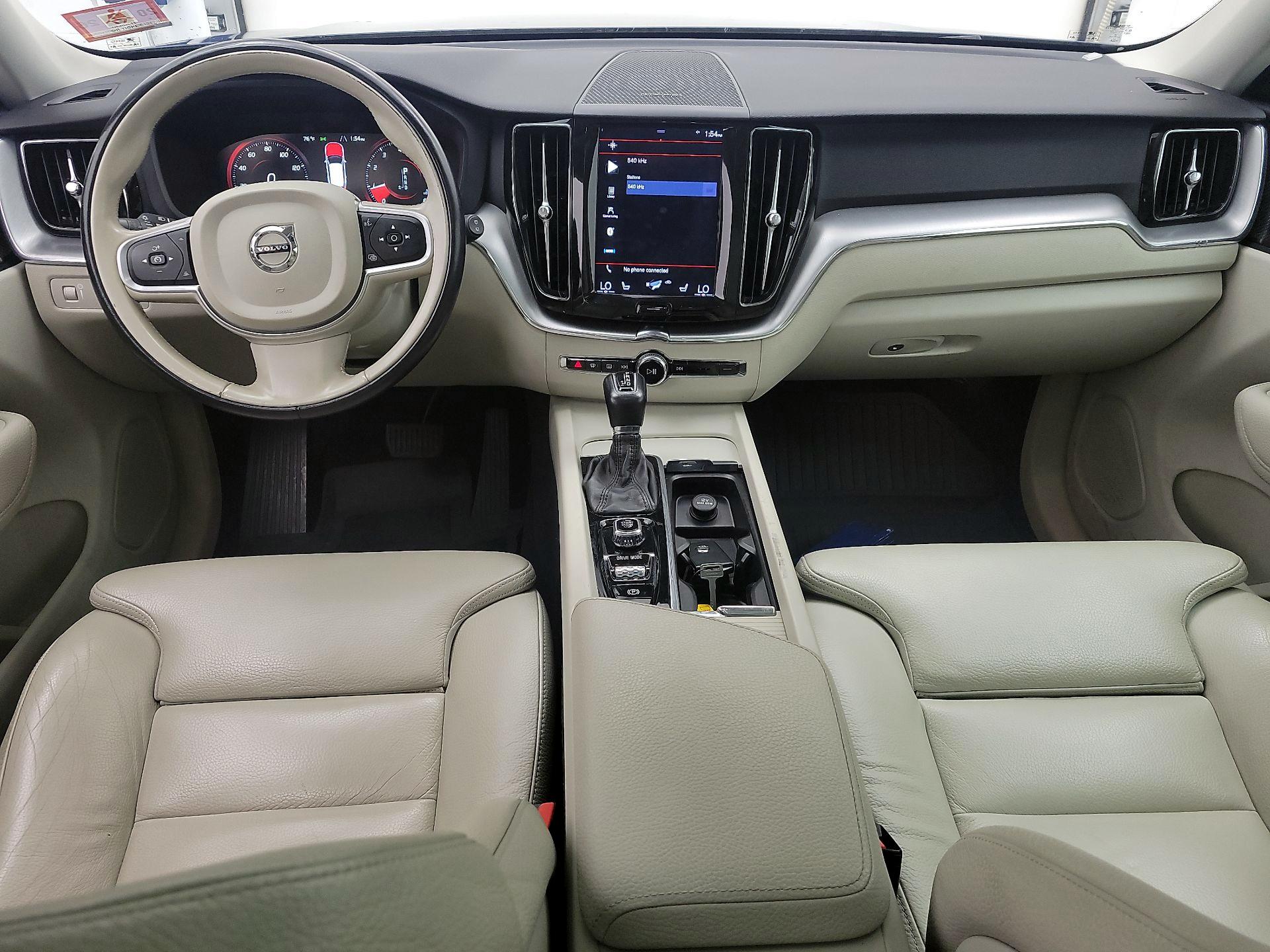 Thumbnail: 2019 Volvo XC60 - 9