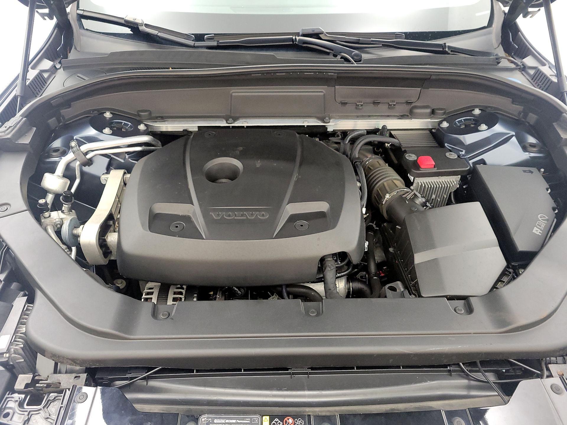 Thumbnail: 2019 Volvo XC60 - 20