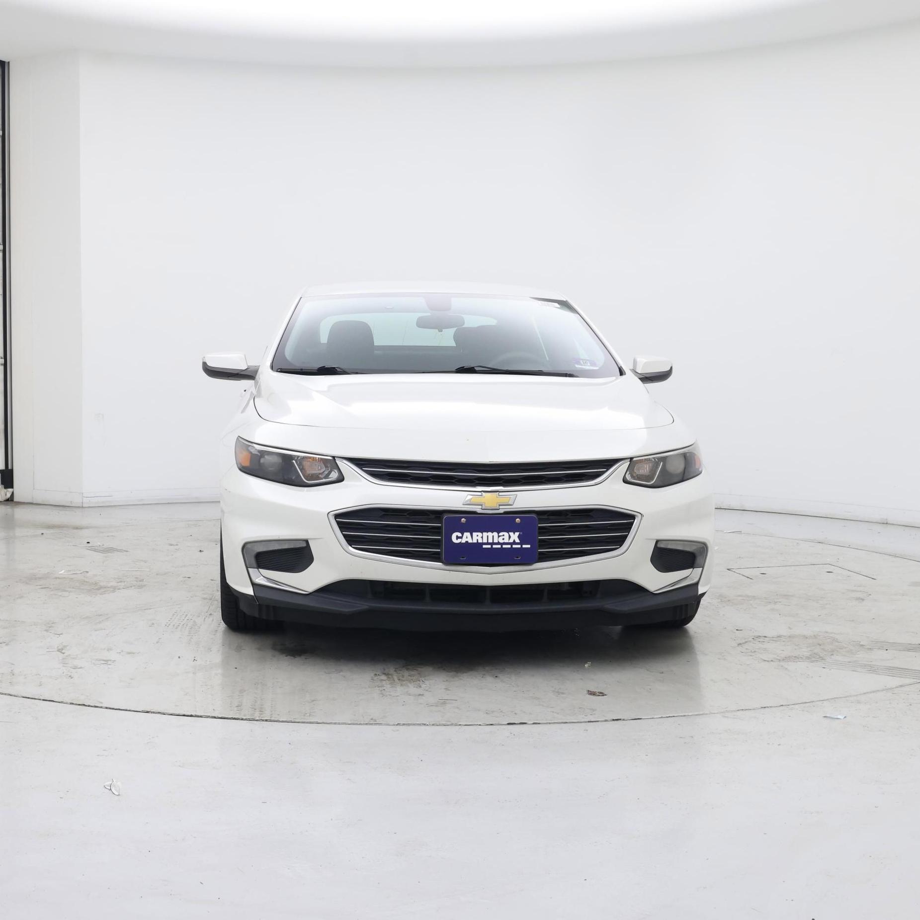 Thumbnail: 2017 Chevrolet Malibu - 5
