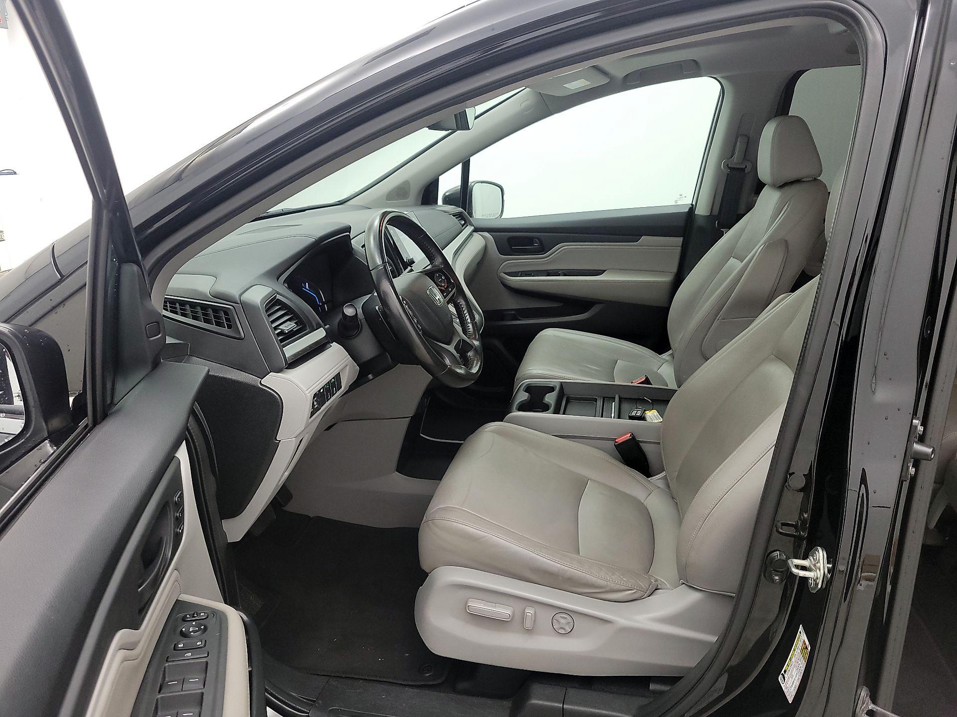 Thumbnail: 2018 Honda Odyssey - 11