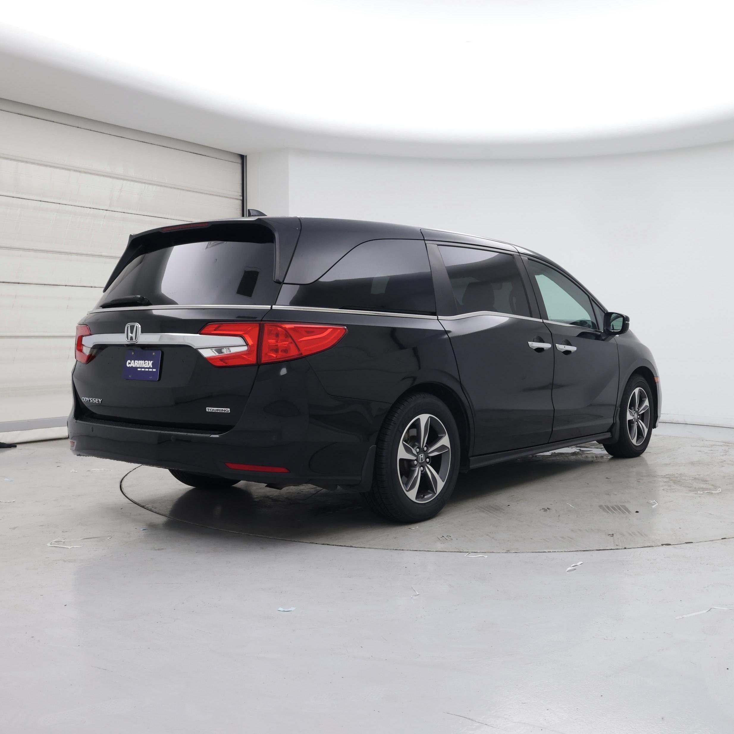 Thumbnail: 2018 Honda Odyssey - 8