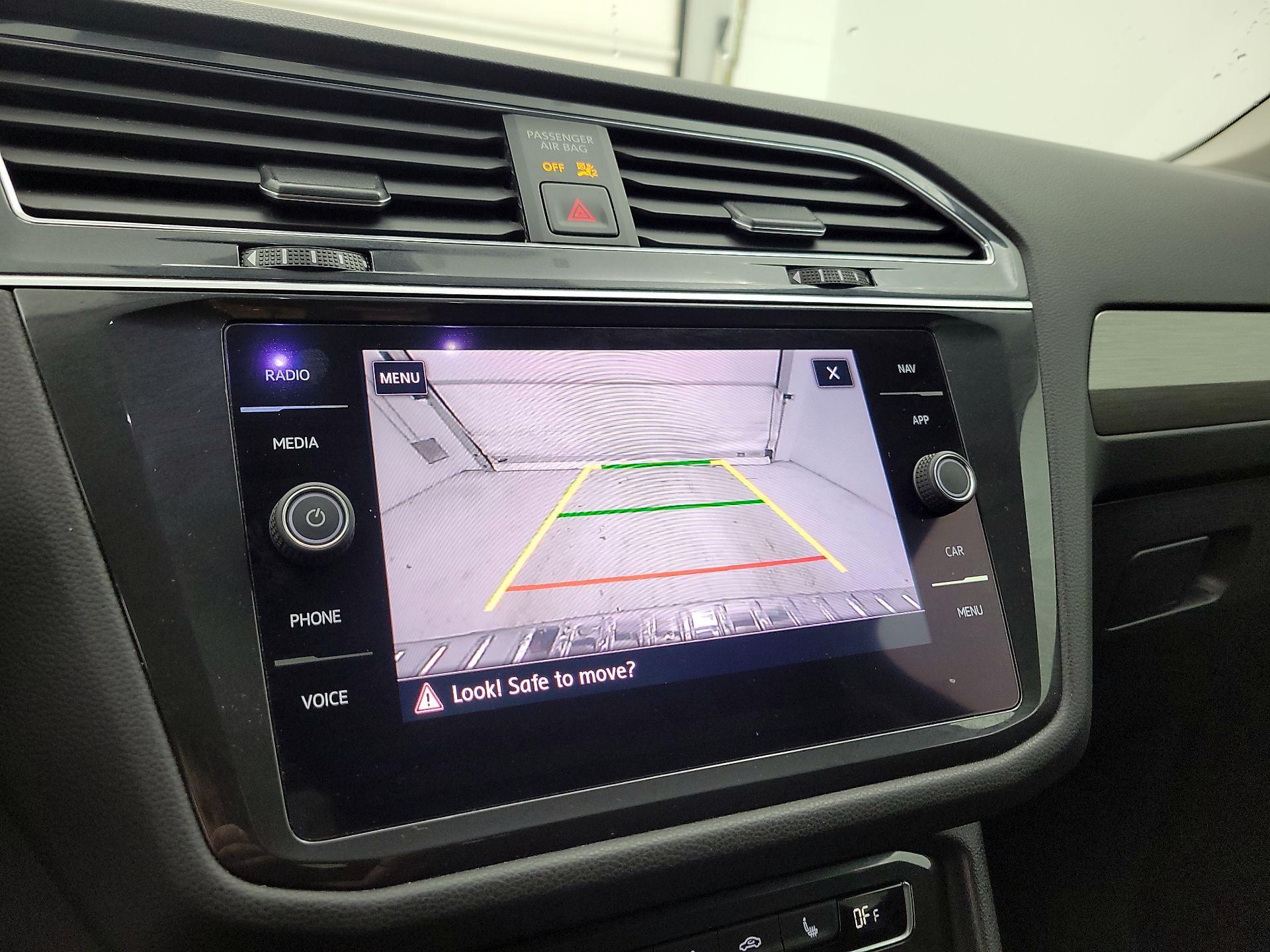 Thumbnail: 2019 Volkswagen Tiguan - 15
