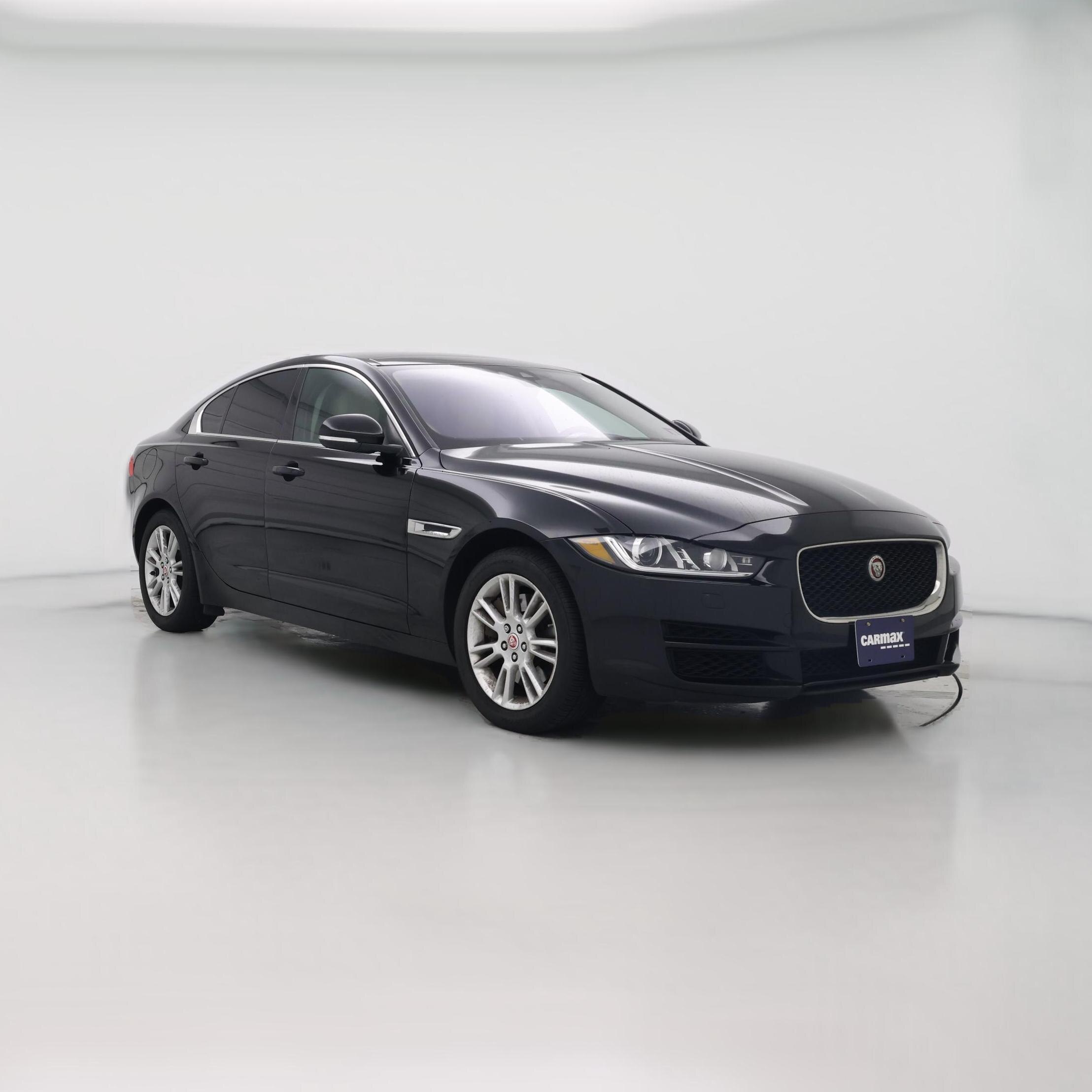 Thumbnail: 2019 Jaguar XE - 1