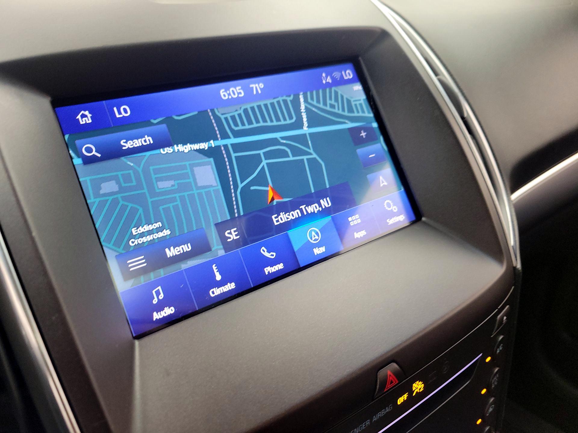 Thumbnail: 2019 Ford Edge - 14