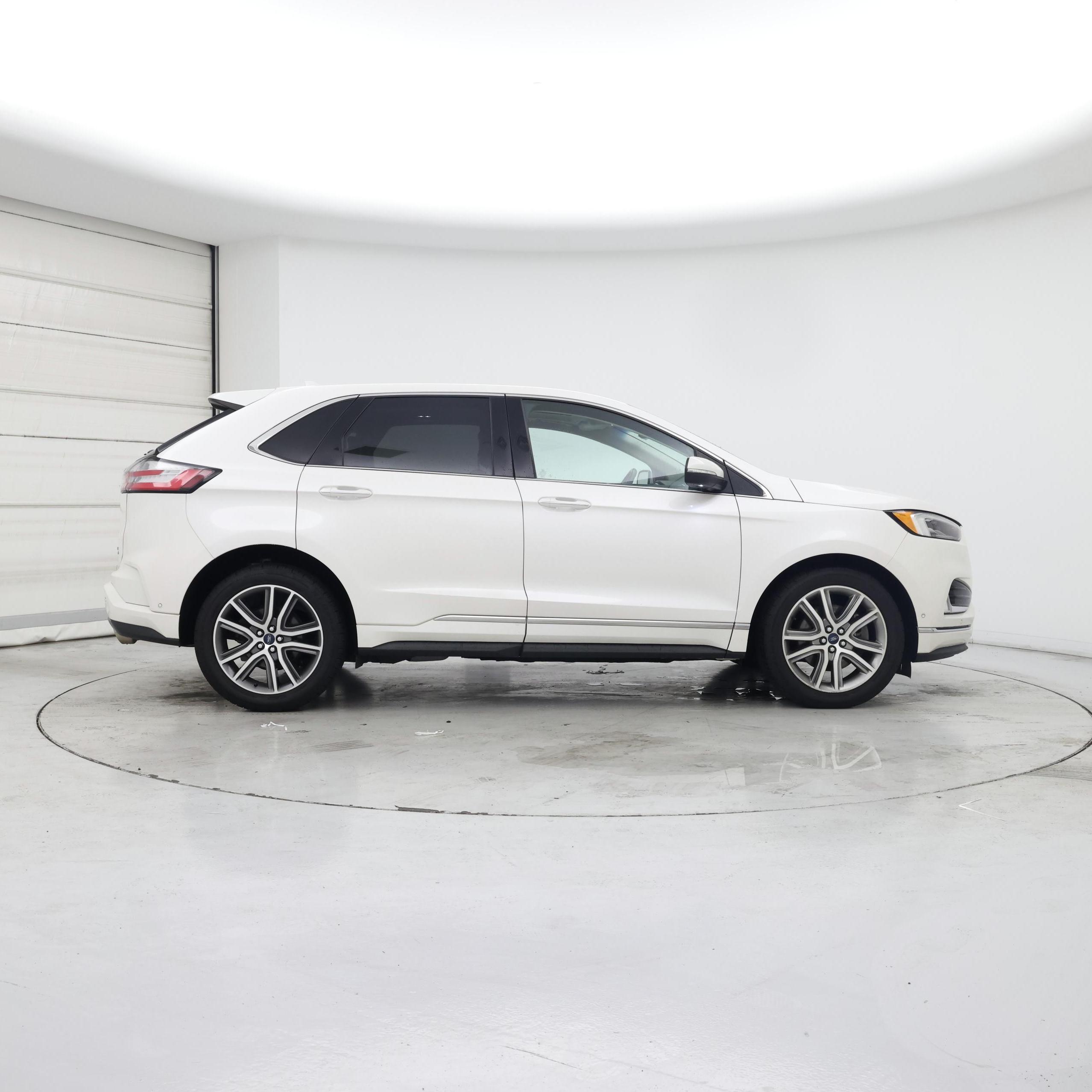 Thumbnail: 2019 Ford Edge - 7