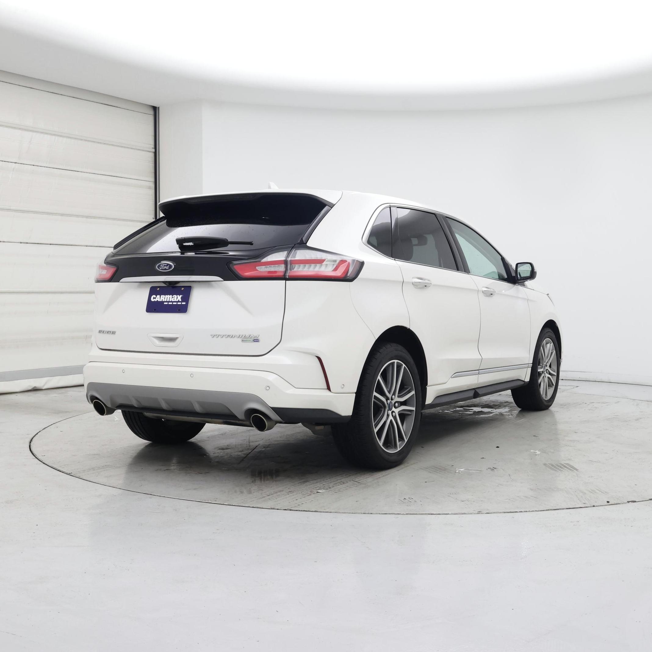 Thumbnail: 2019 Ford Edge - 8
