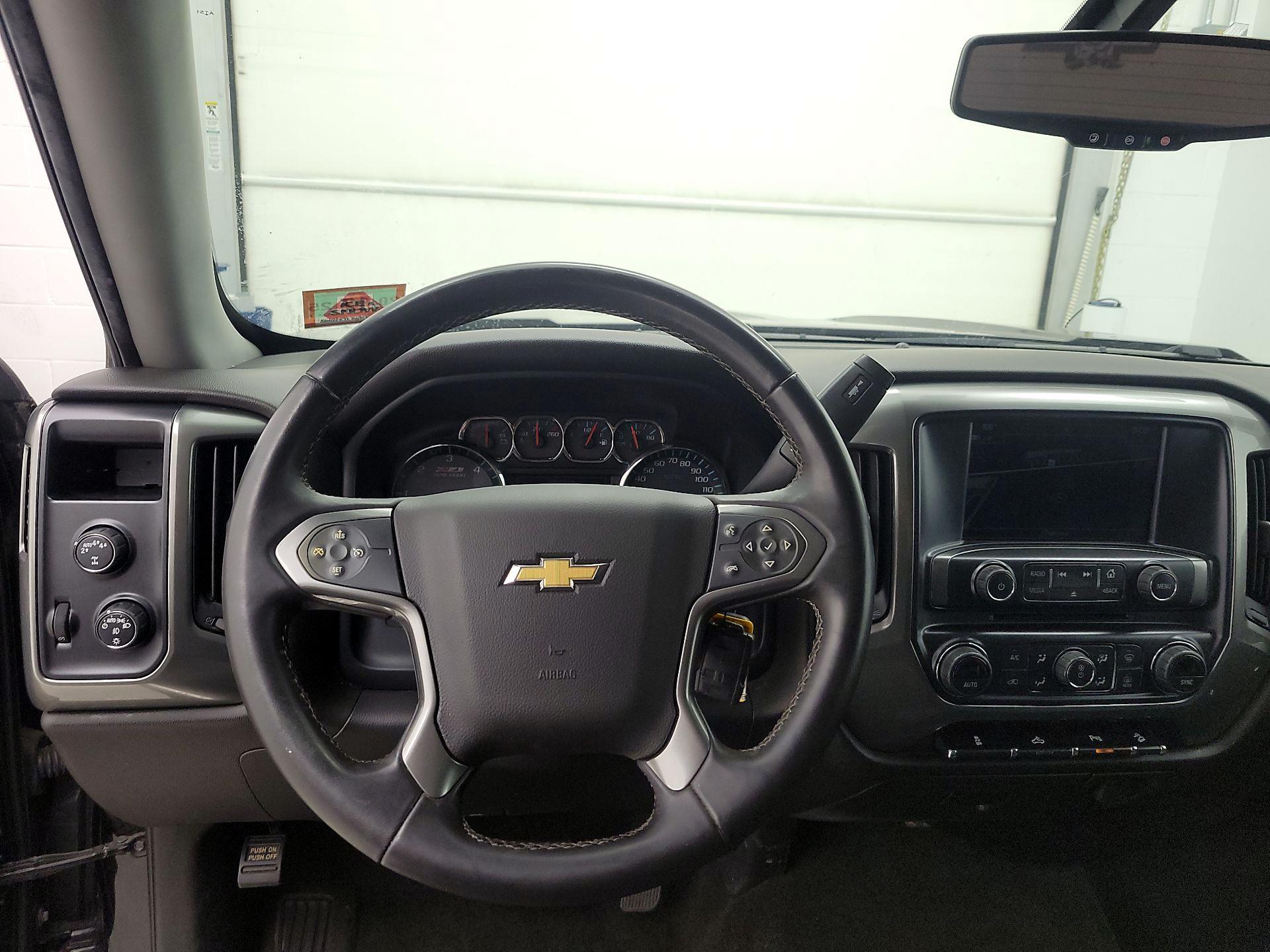 Thumbnail: 2018 Chevrolet Silverado 1500 - 10