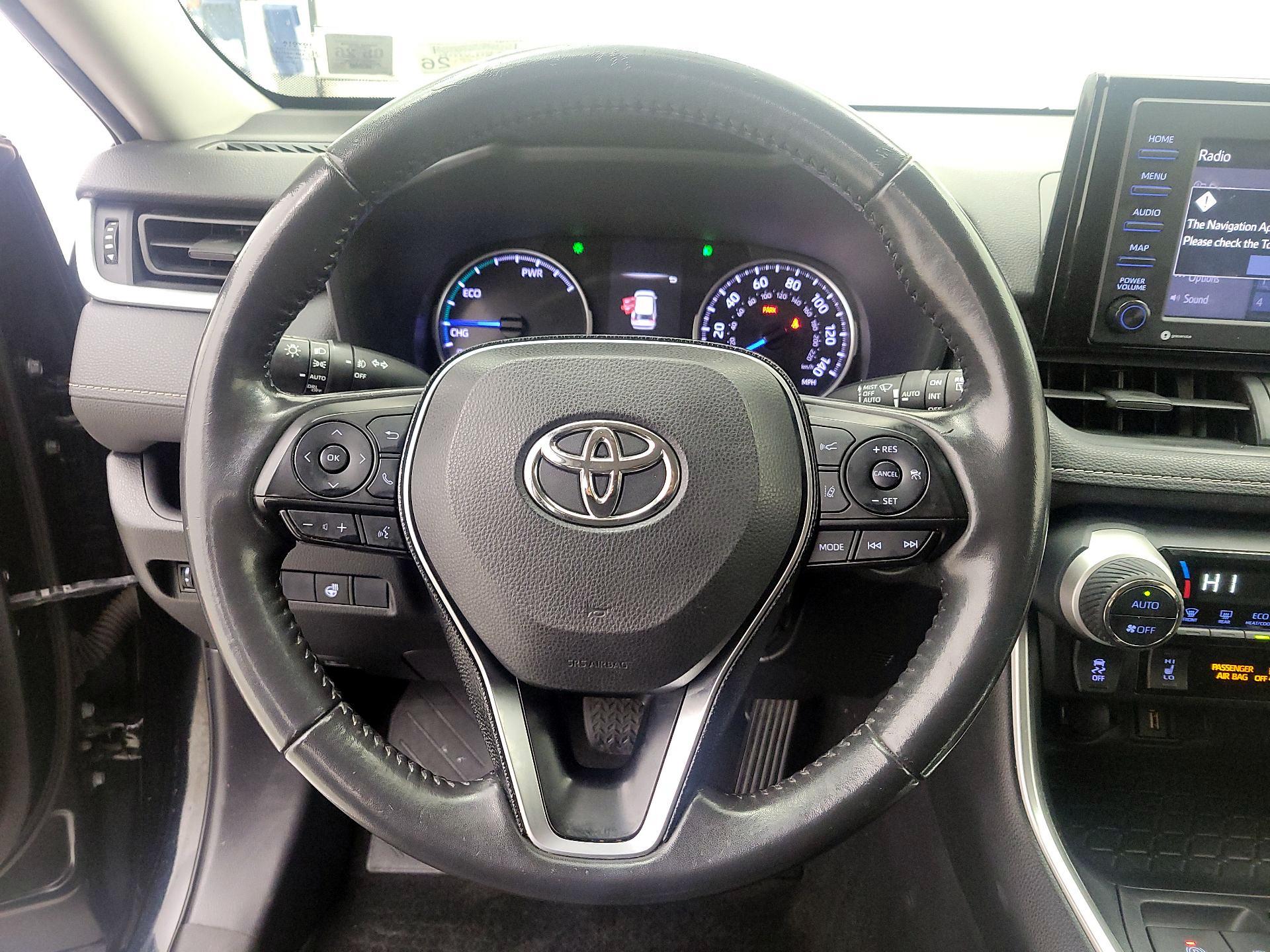 Thumbnail: 2020 Toyota RAV4 - 10