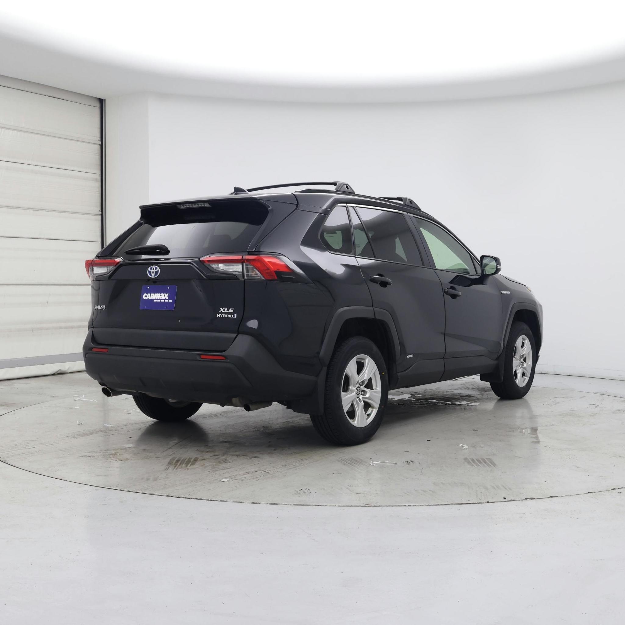 Thumbnail: 2020 Toyota RAV4 - 8