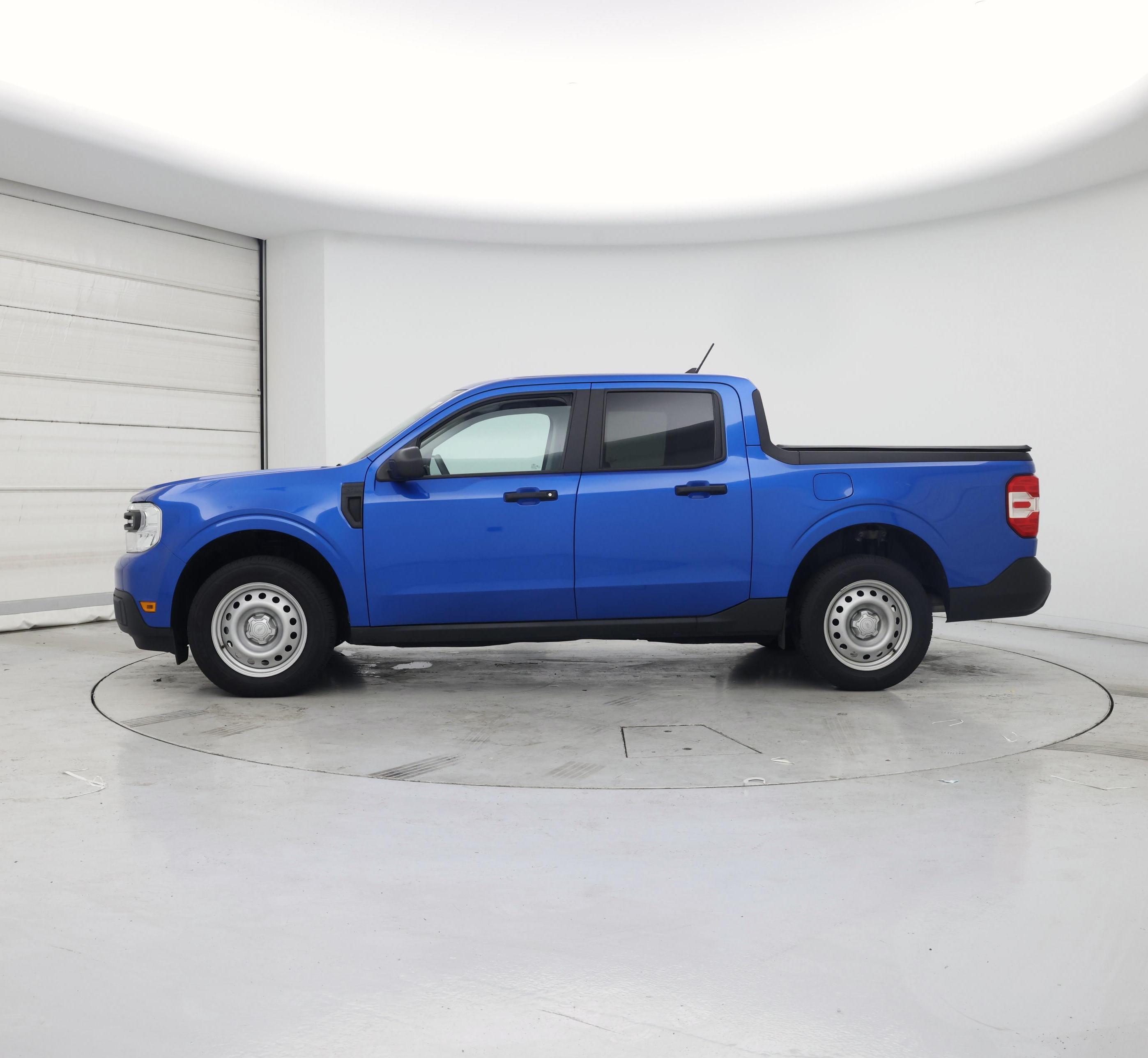 Thumbnail: 2022 Ford Maverick - 3