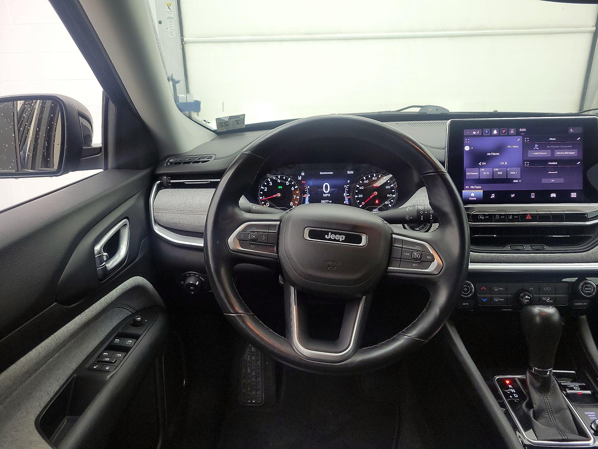 Thumbnail: 2022 Jeep Compass - 10
