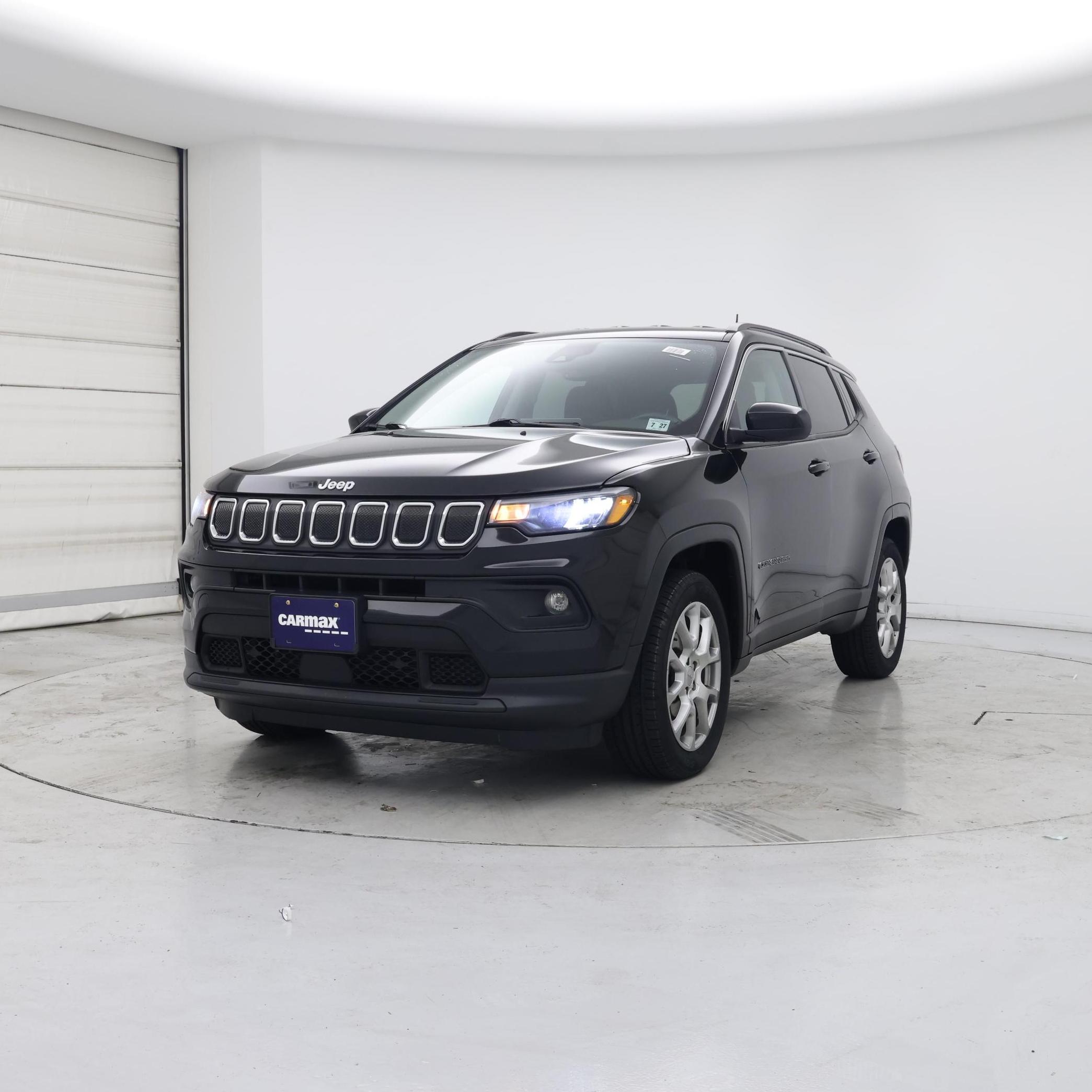 Thumbnail: 2022 Jeep Compass - 4