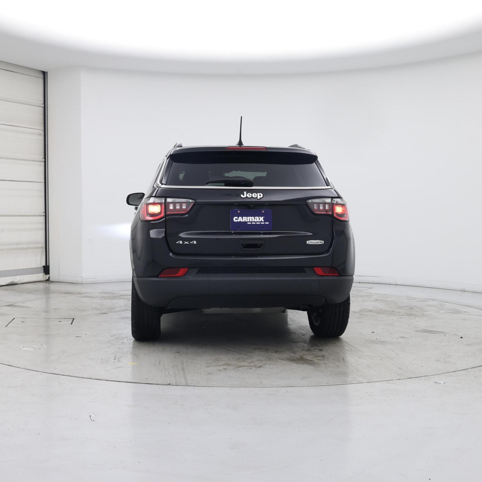 Thumbnail: 2022 Jeep Compass - 6