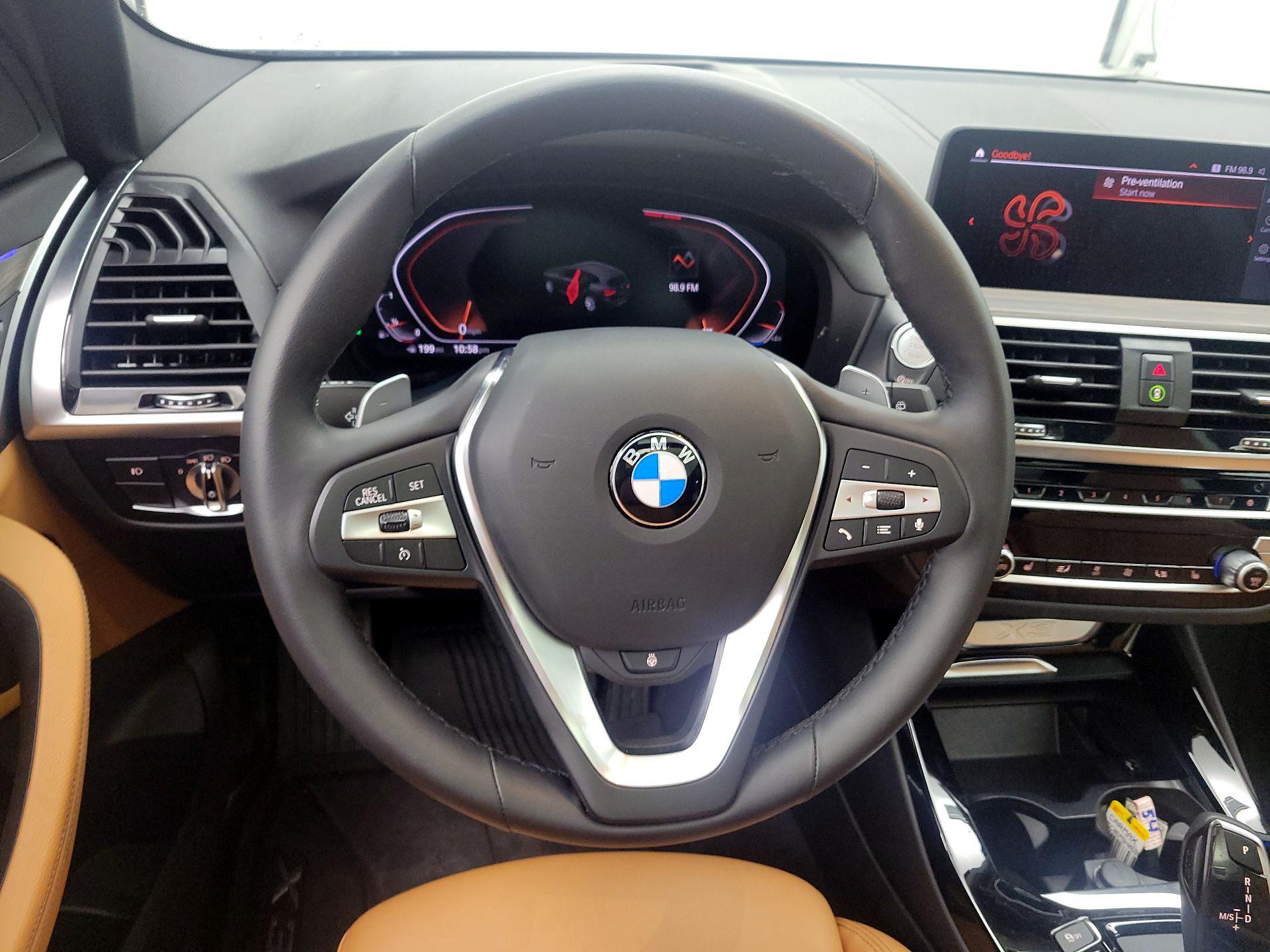 Thumbnail: 2021 BMW X3 - 10