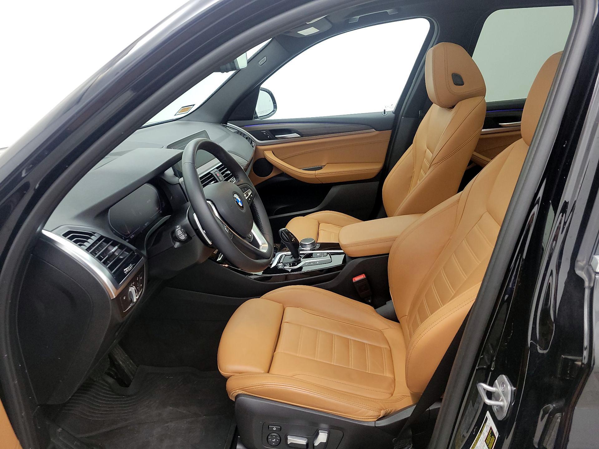 Thumbnail: 2021 BMW X3 - 11