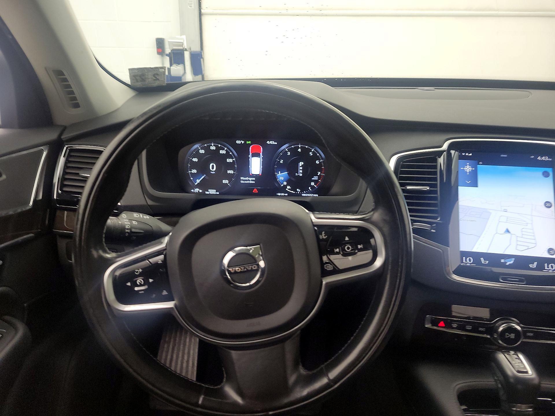 Thumbnail: 2018 Volvo XC90 - 10