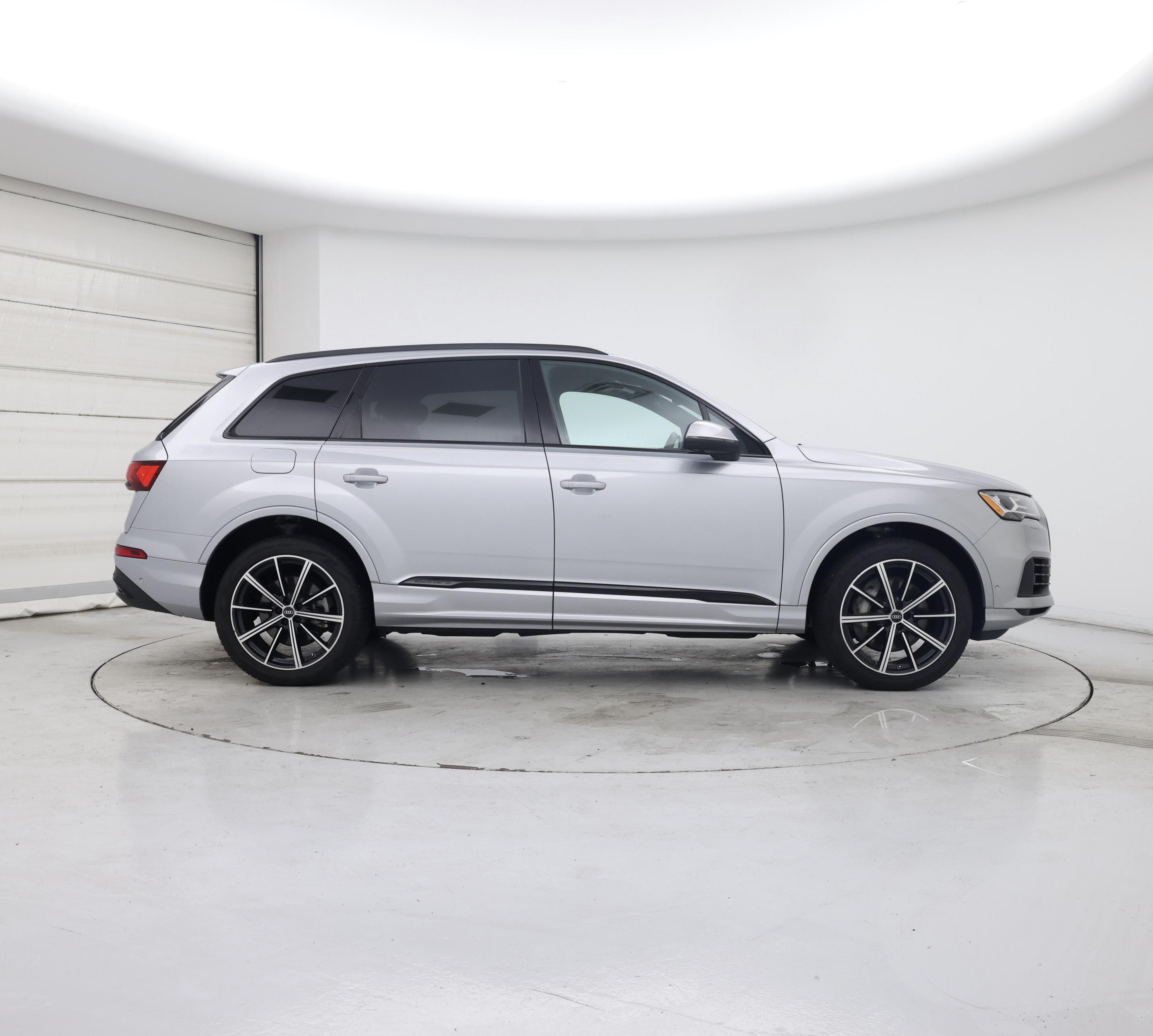 Thumbnail: 2022 Audi Q7 - 7