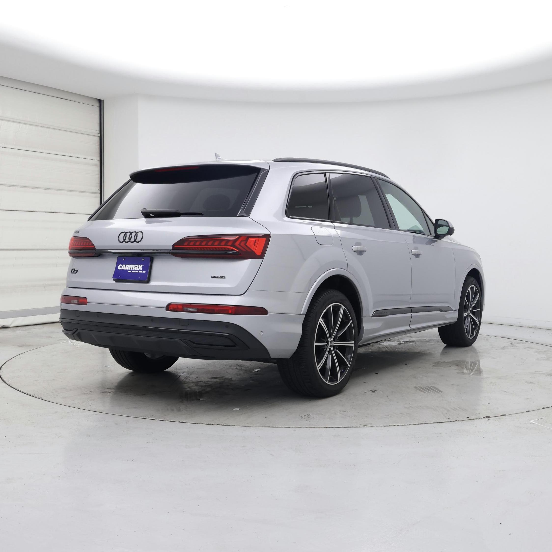 Thumbnail: 2022 Audi Q7 - 8