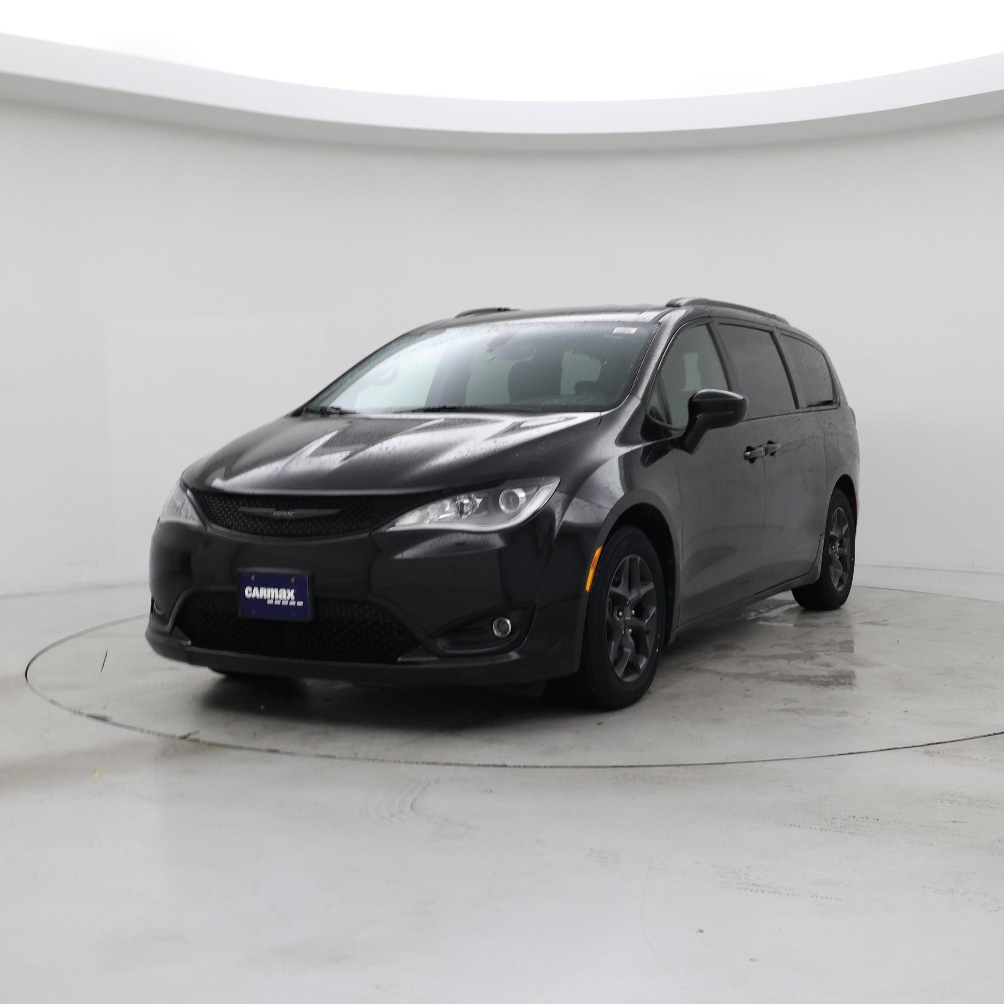 Thumbnail: 2020 Chrysler Pacifica - 4
