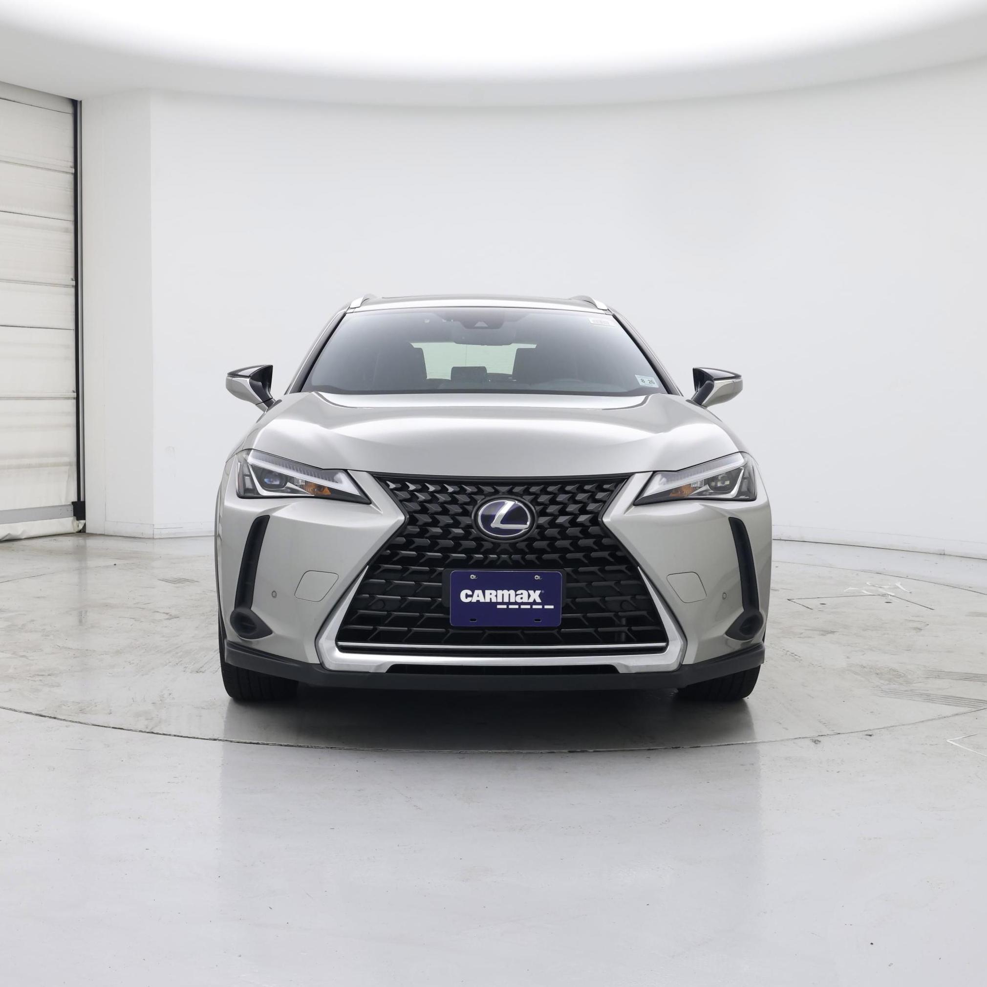 Thumbnail: 2021 Lexus UX - 5