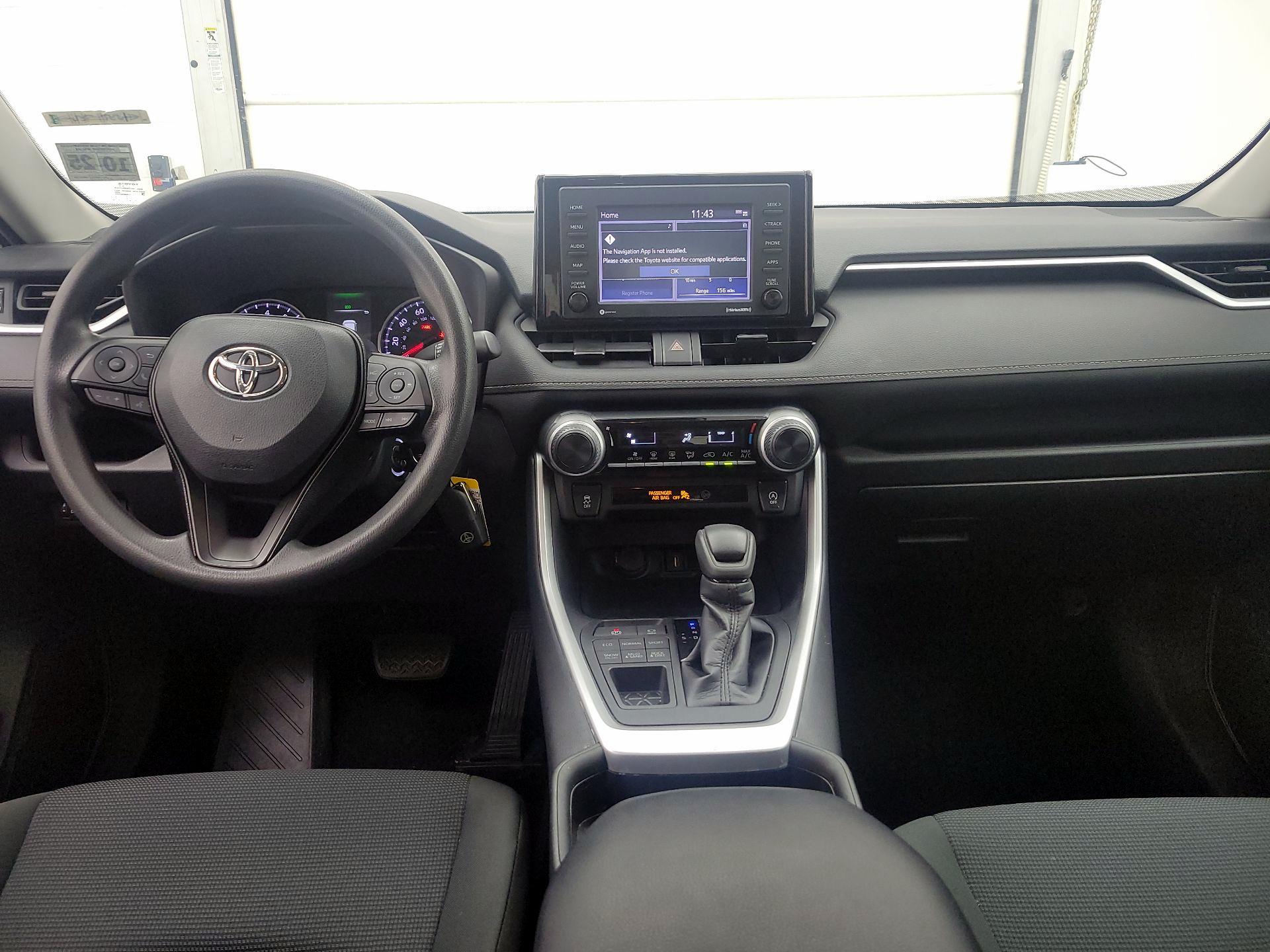 Thumbnail: 2021 Toyota RAV4 - 9