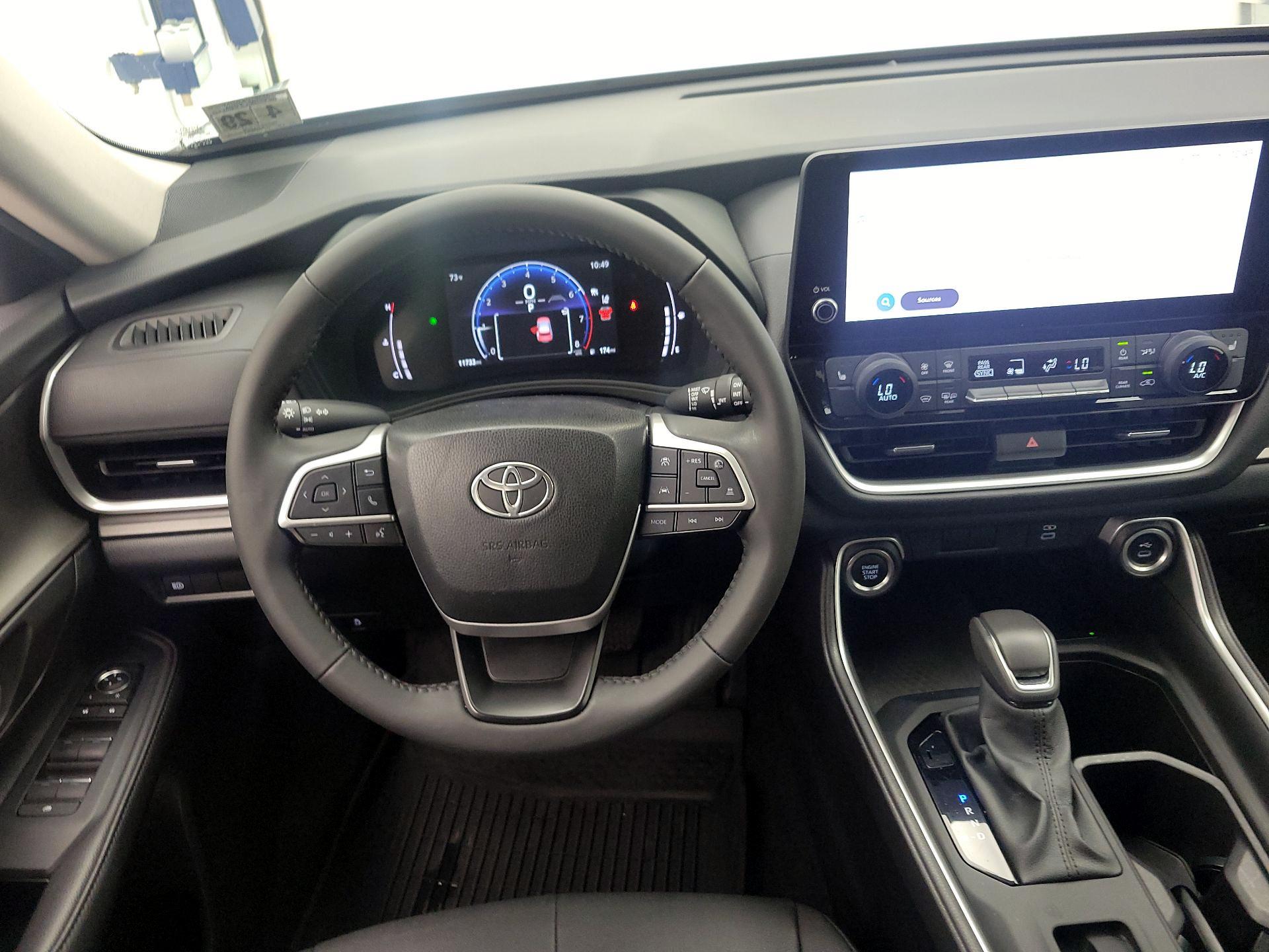 Thumbnail: 2024 Toyota Grand Highlander - 10