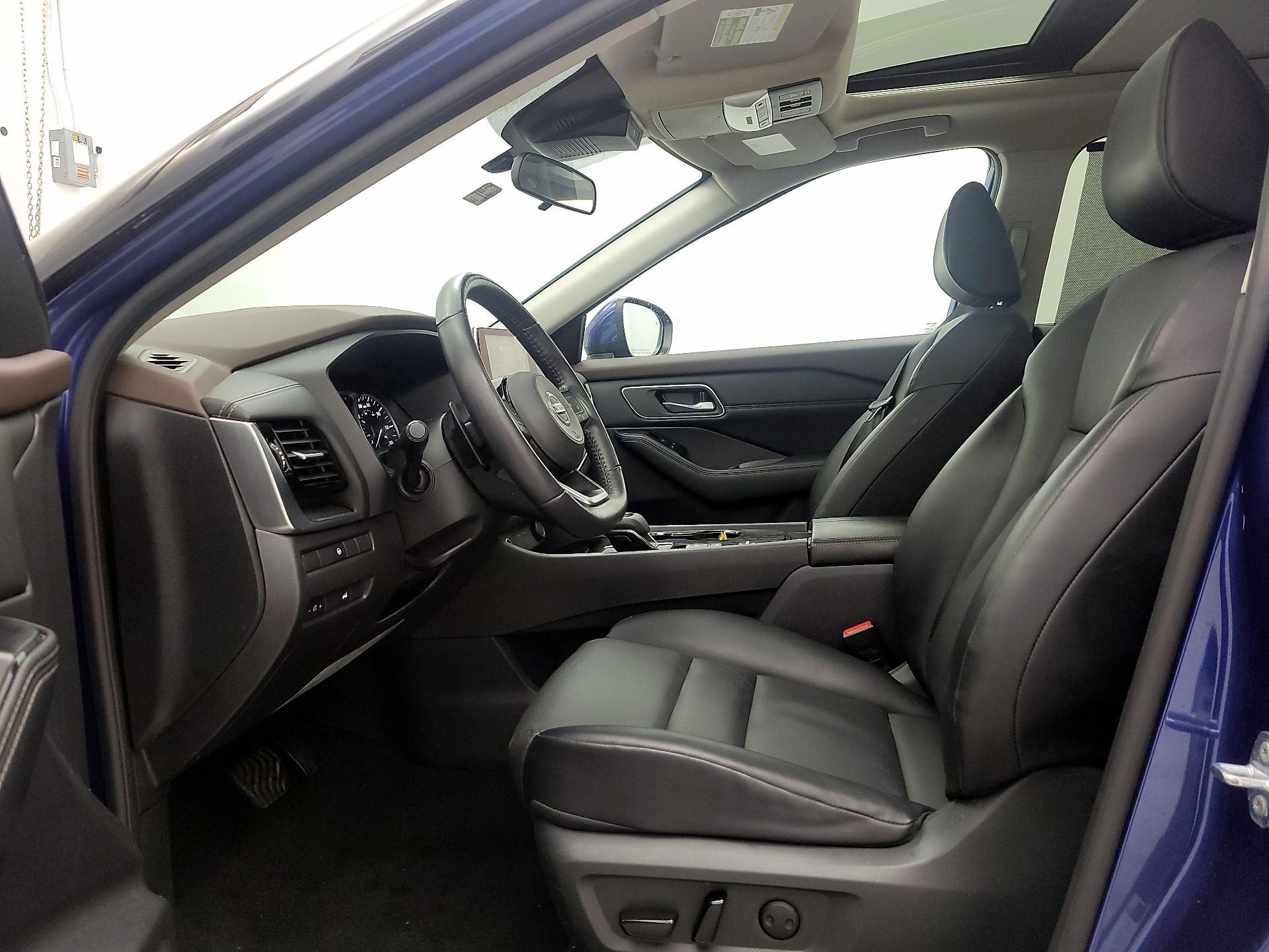 Thumbnail: 2021 Nissan Rogue - 11