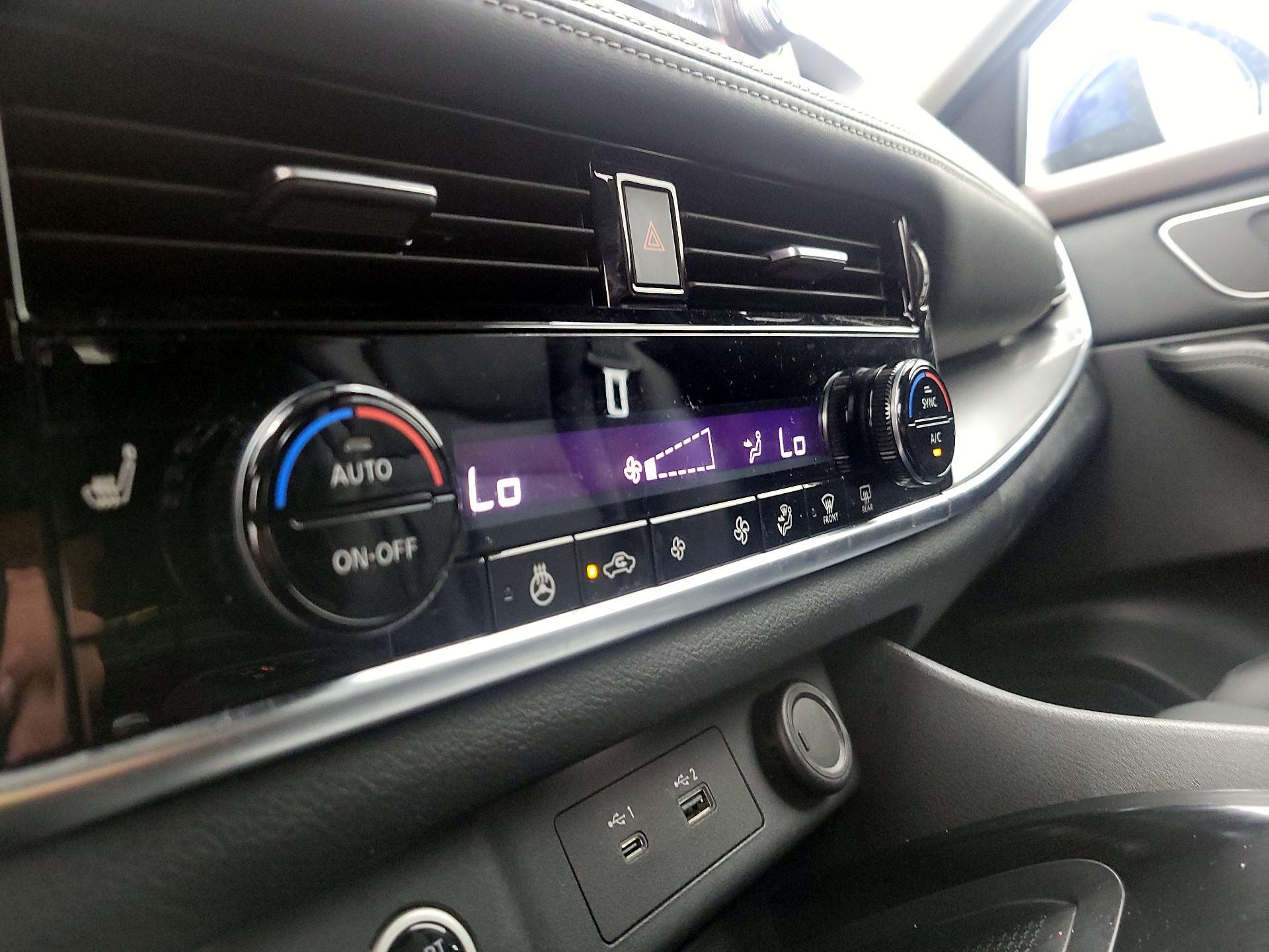 Thumbnail: 2021 Nissan Rogue - 16