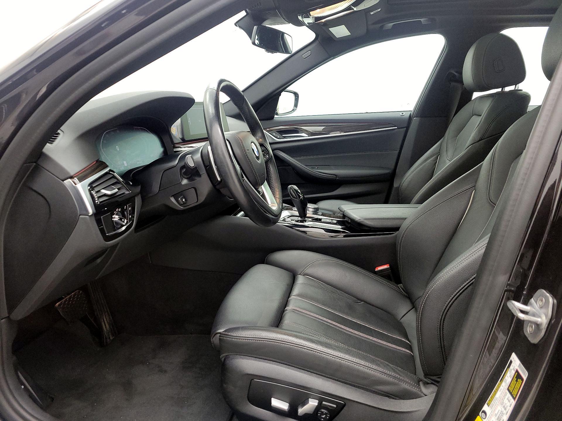 Thumbnail: 2020 BMW 5 Series - 11