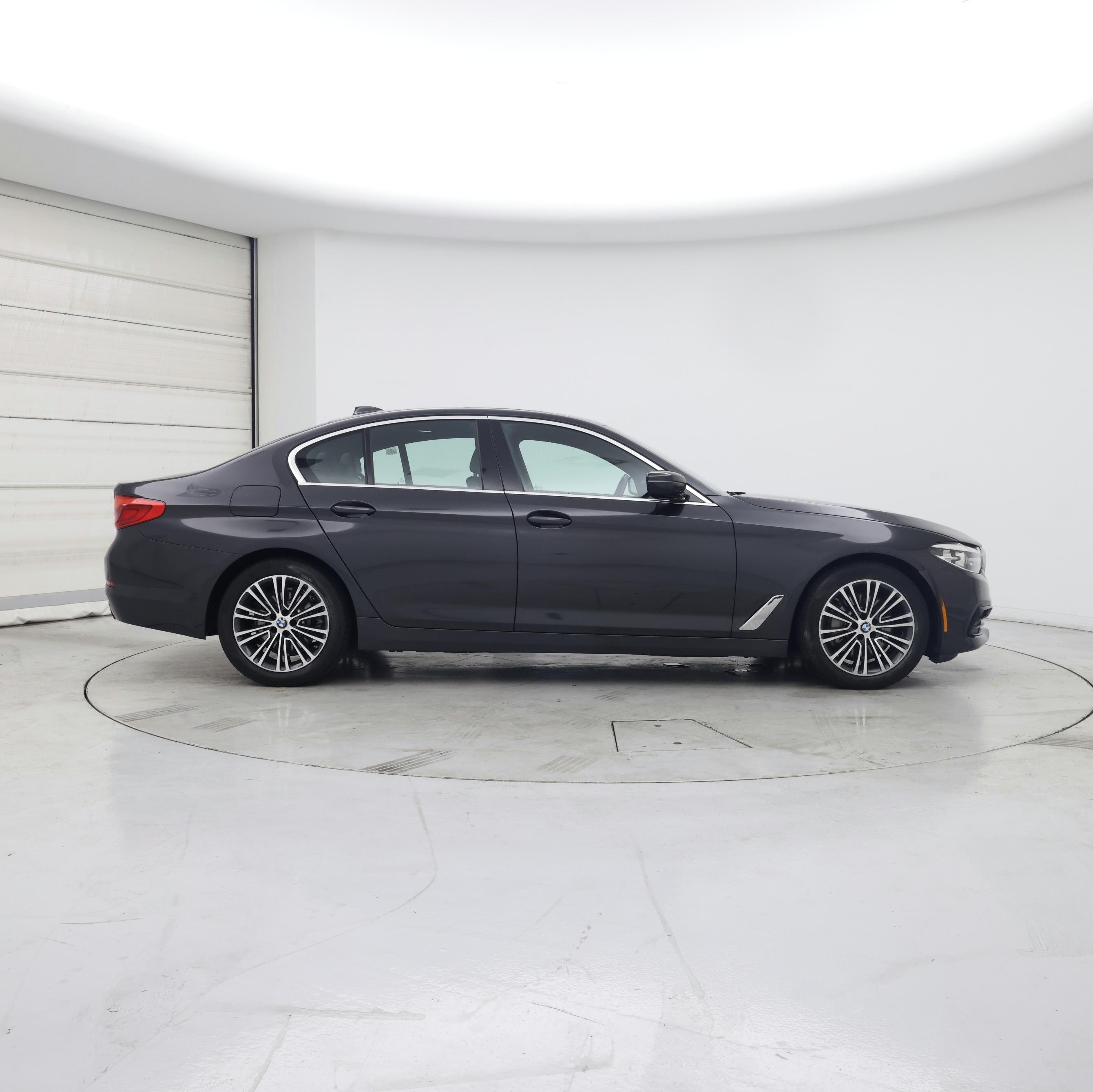 Thumbnail: 2020 BMW 5 Series - 7