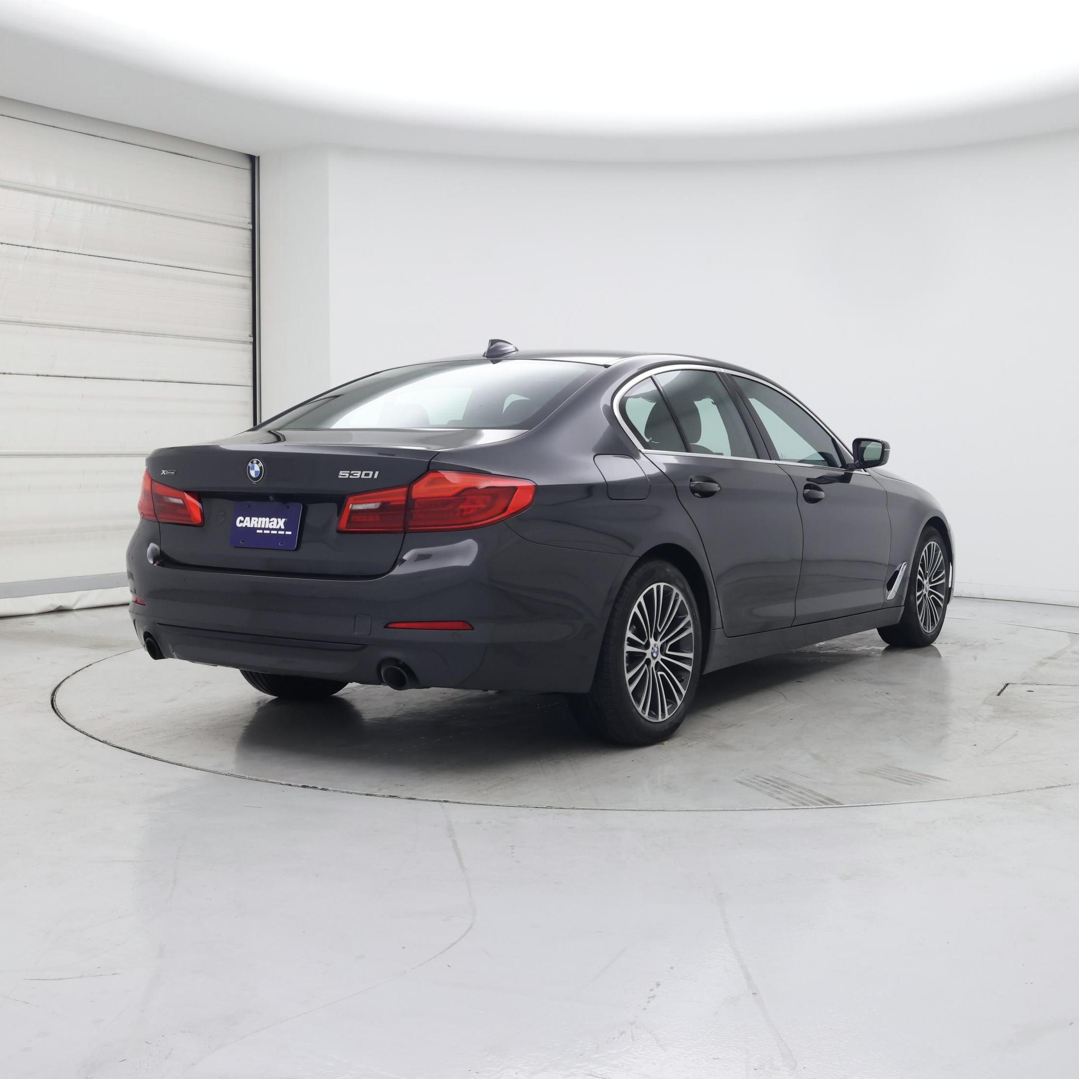 Thumbnail: 2020 BMW 5 Series - 8