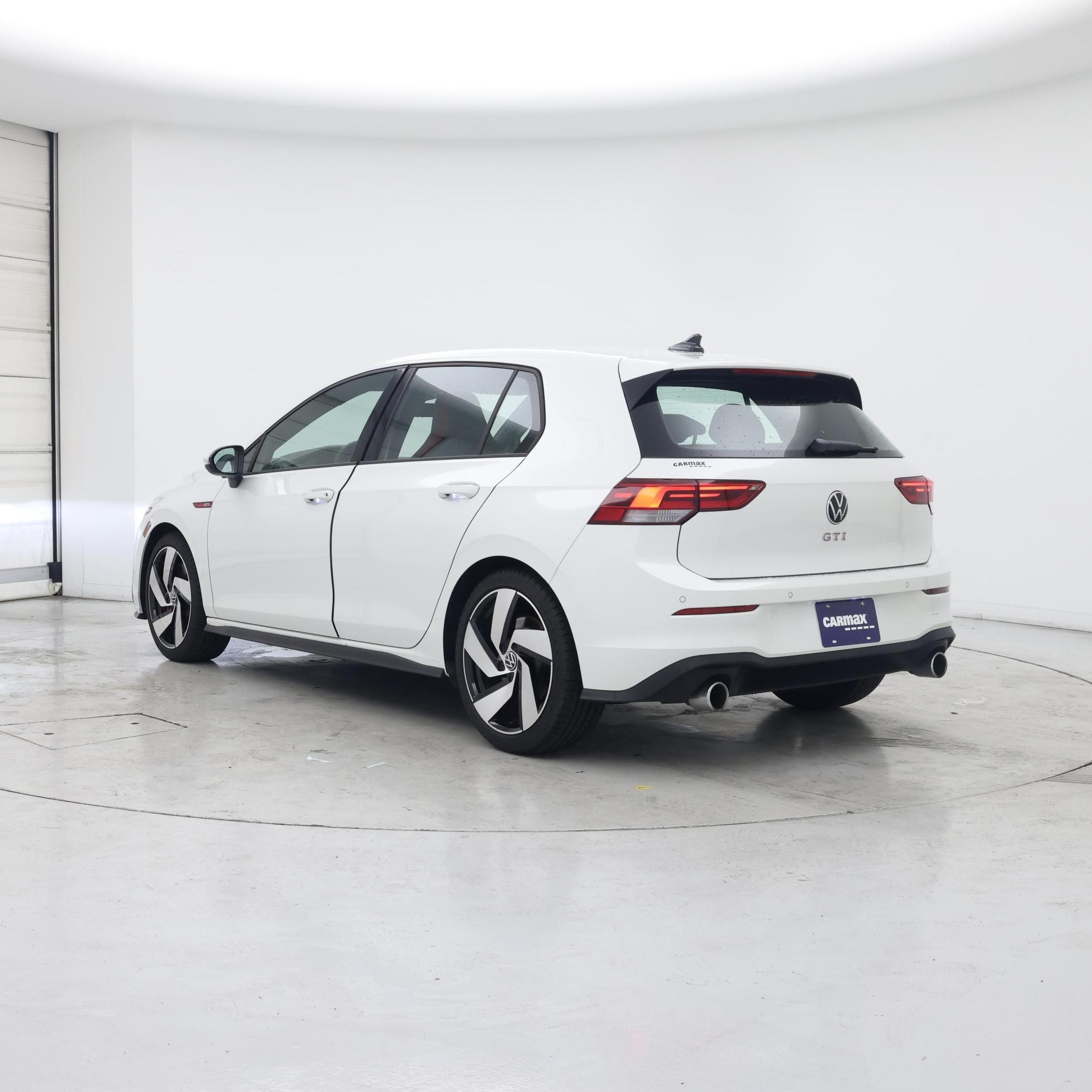 Thumbnail: 2024 Volkswagen Golf - 2