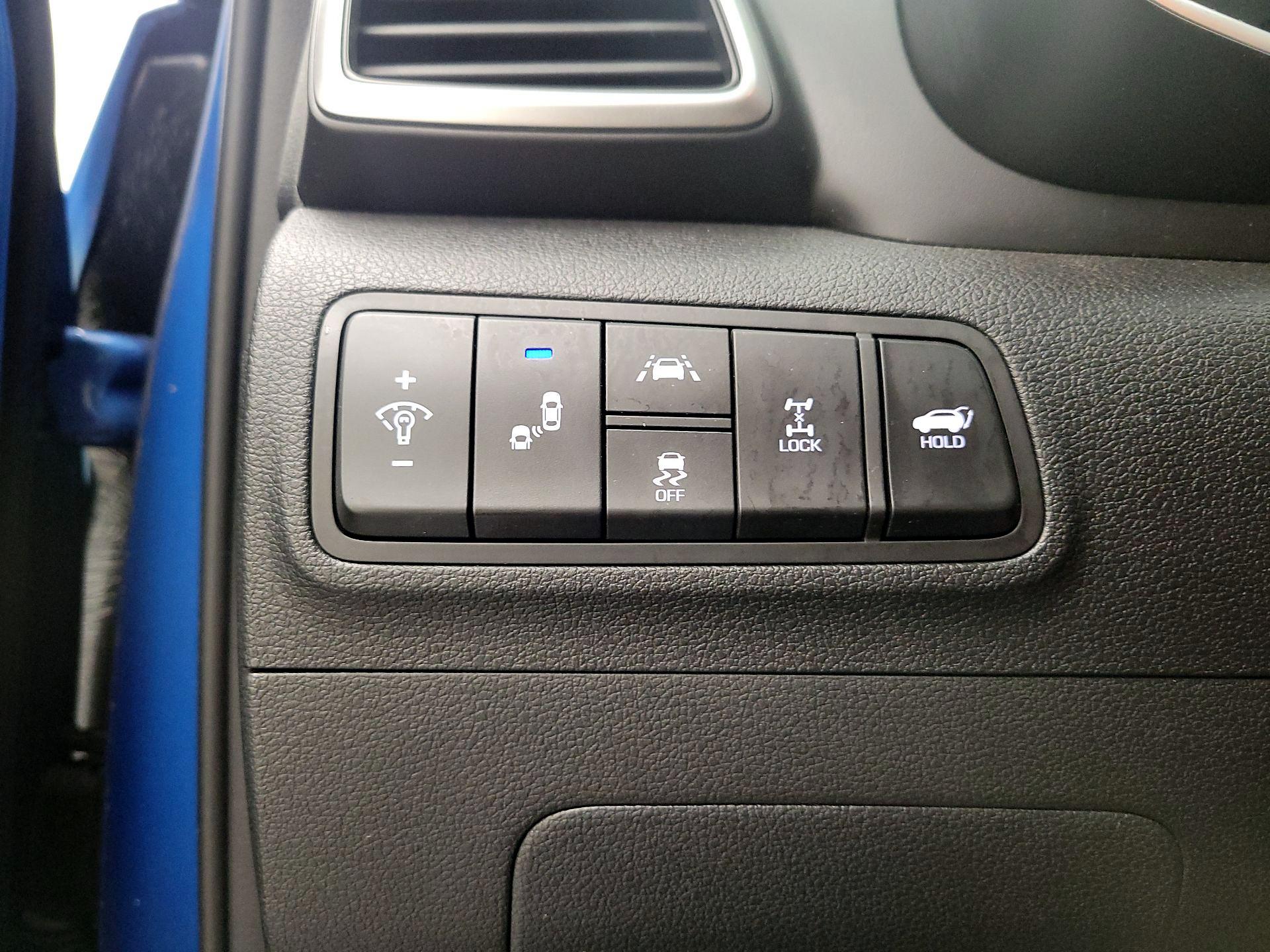 Thumbnail: 2019 Hyundai Tucson - 13