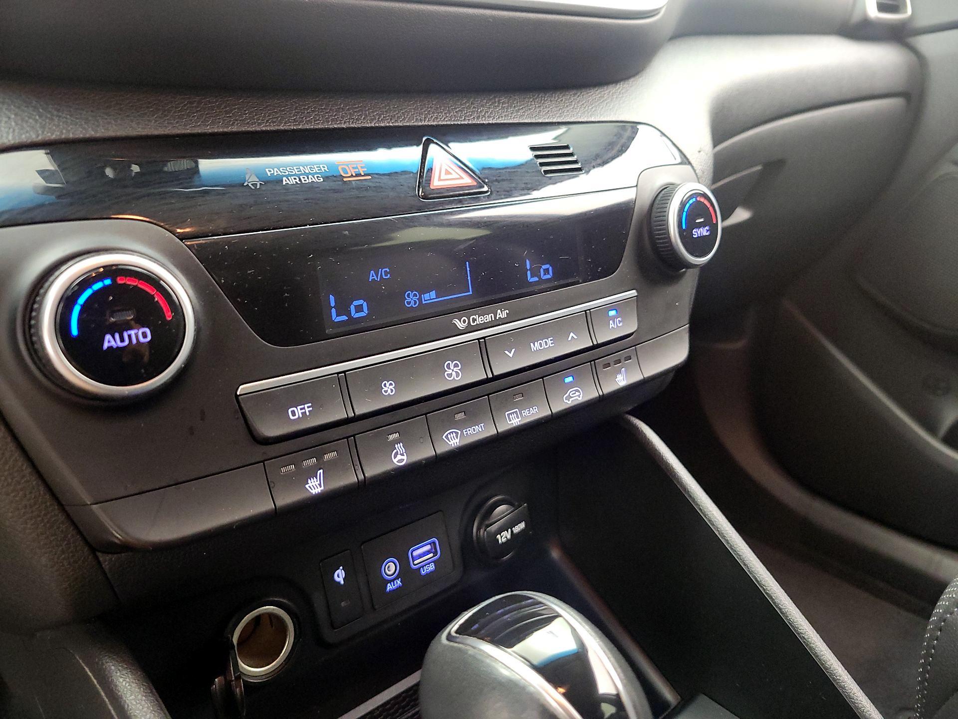 Thumbnail: 2019 Hyundai Tucson - 16