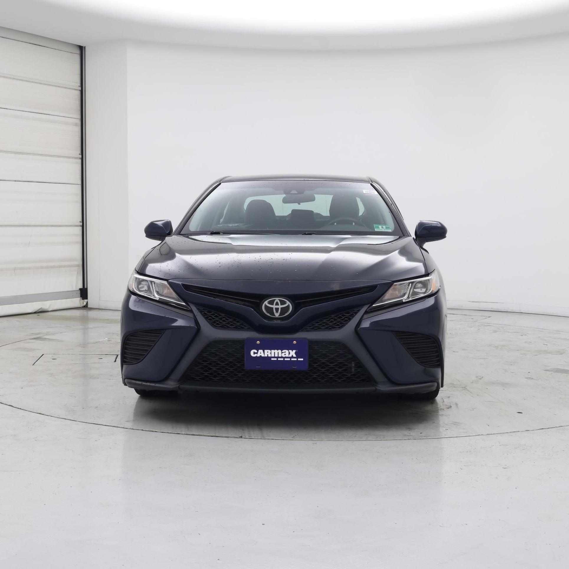 Thumbnail: 2018 Toyota Camry - 5