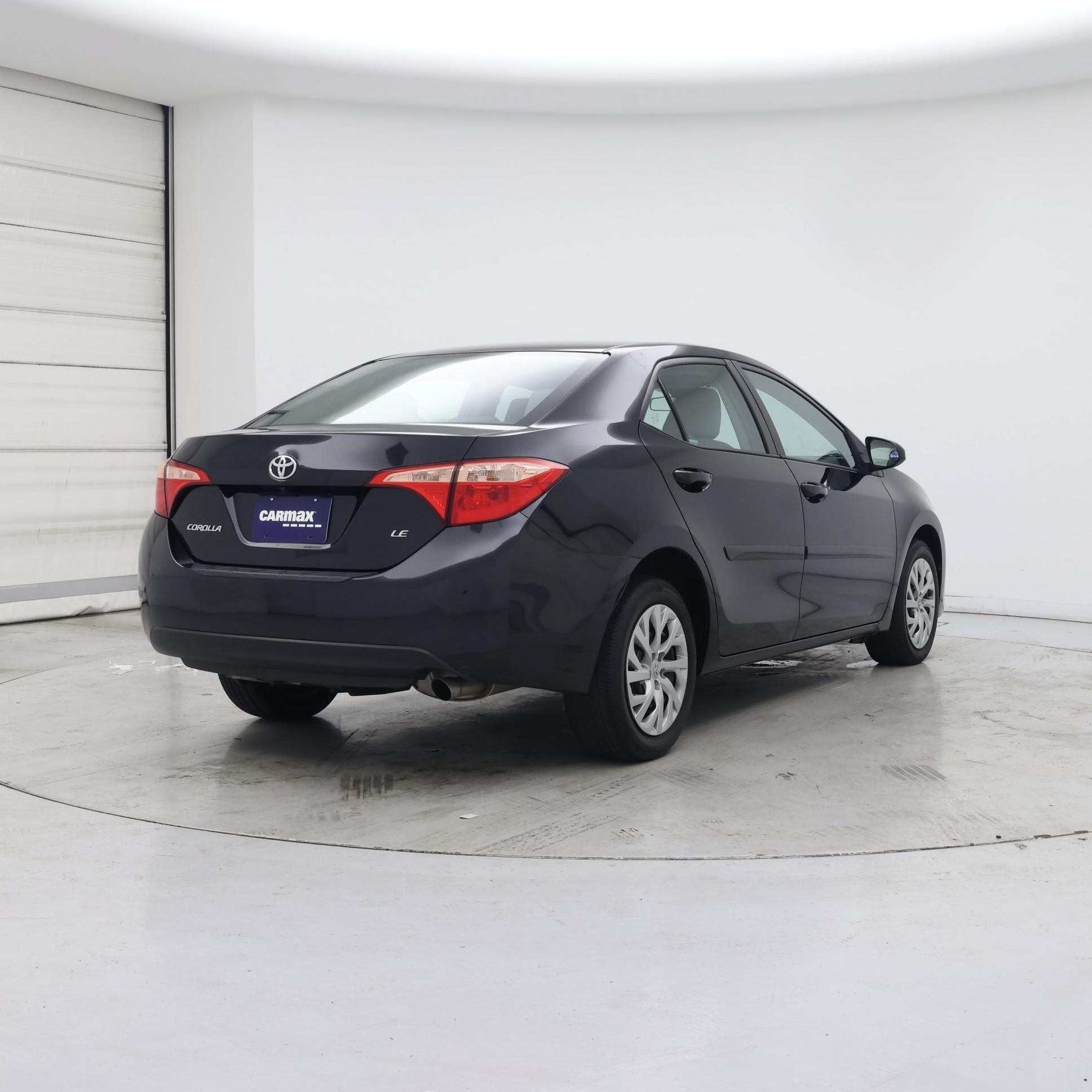 Thumbnail: 2018 Toyota Corolla - 8