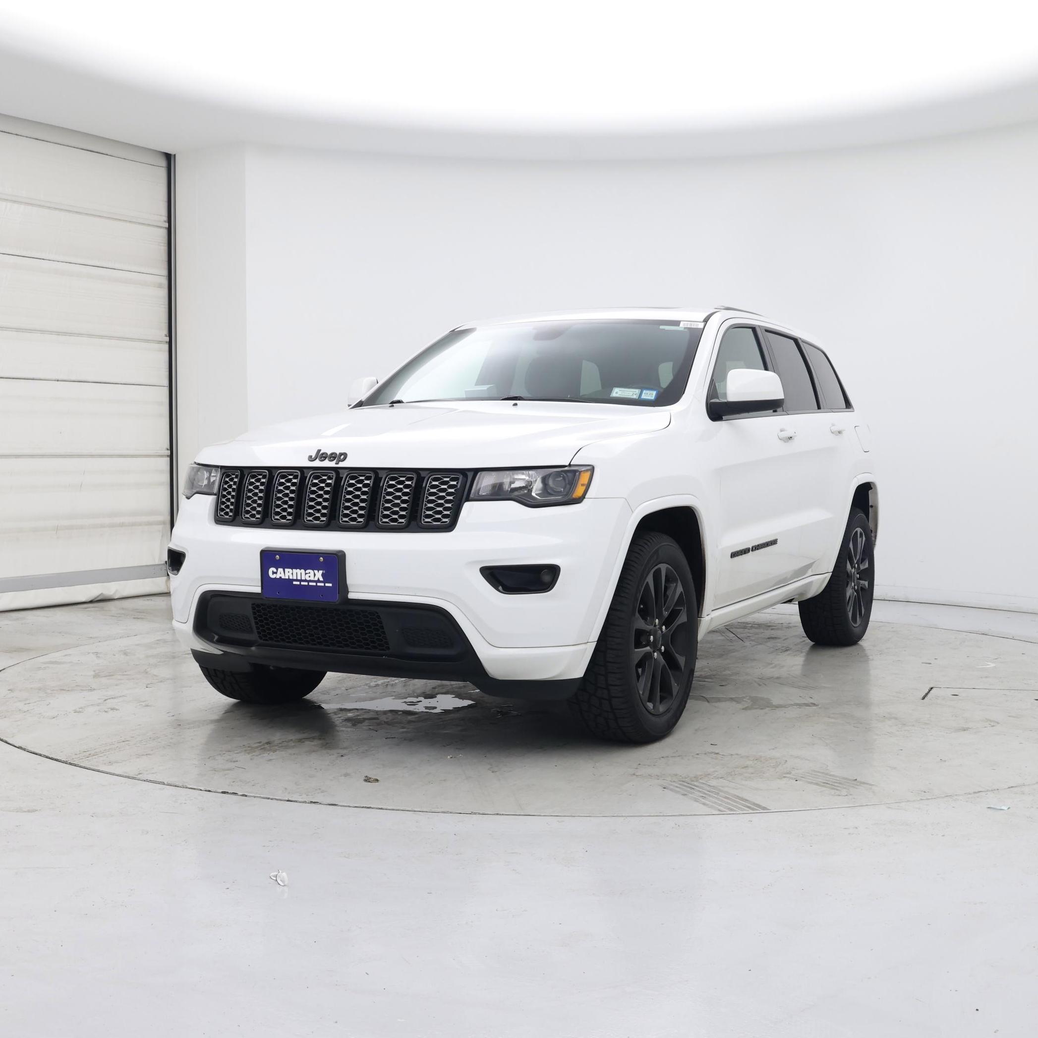 Thumbnail: 2020 Jeep Grand Cherokee - 4