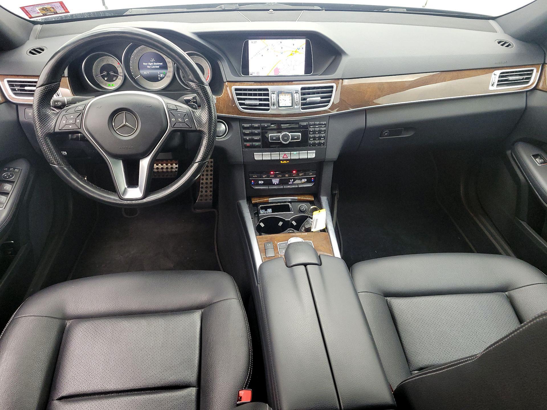 Thumbnail: 2015 Mercedes-Benz E-Class - 9