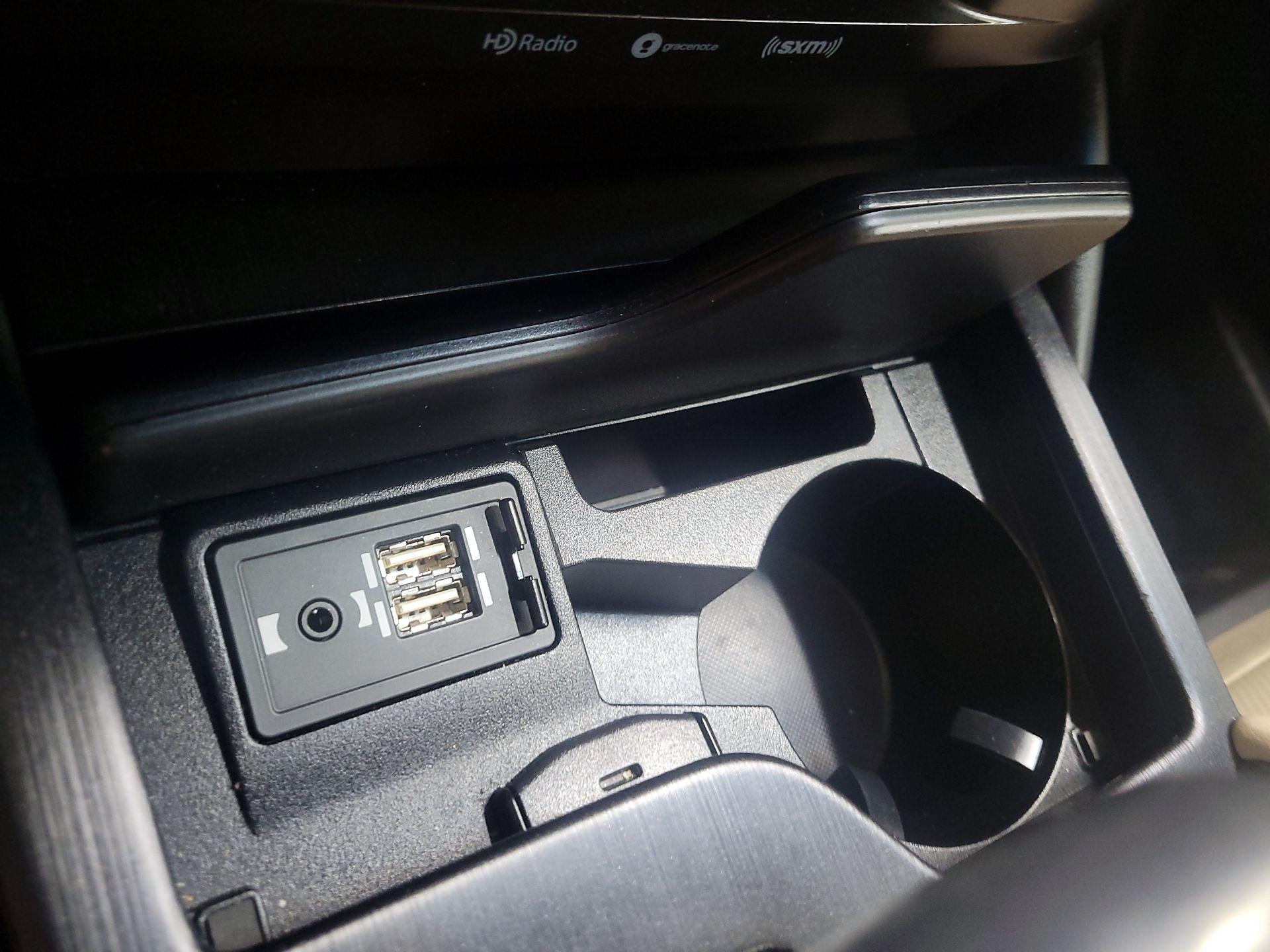 Thumbnail: 2019 Lexus ES - 18