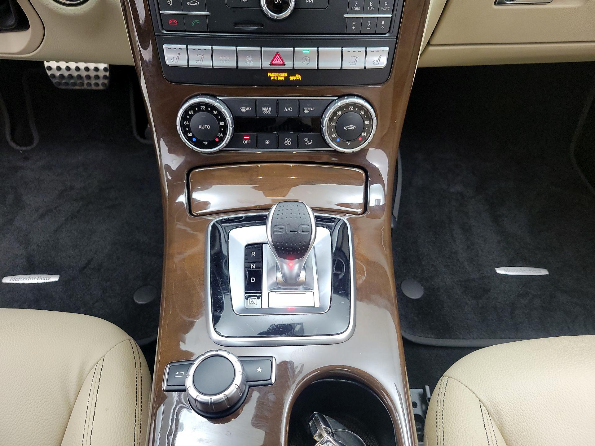 Thumbnail: 2020 Mercedes-Benz SLC - 17