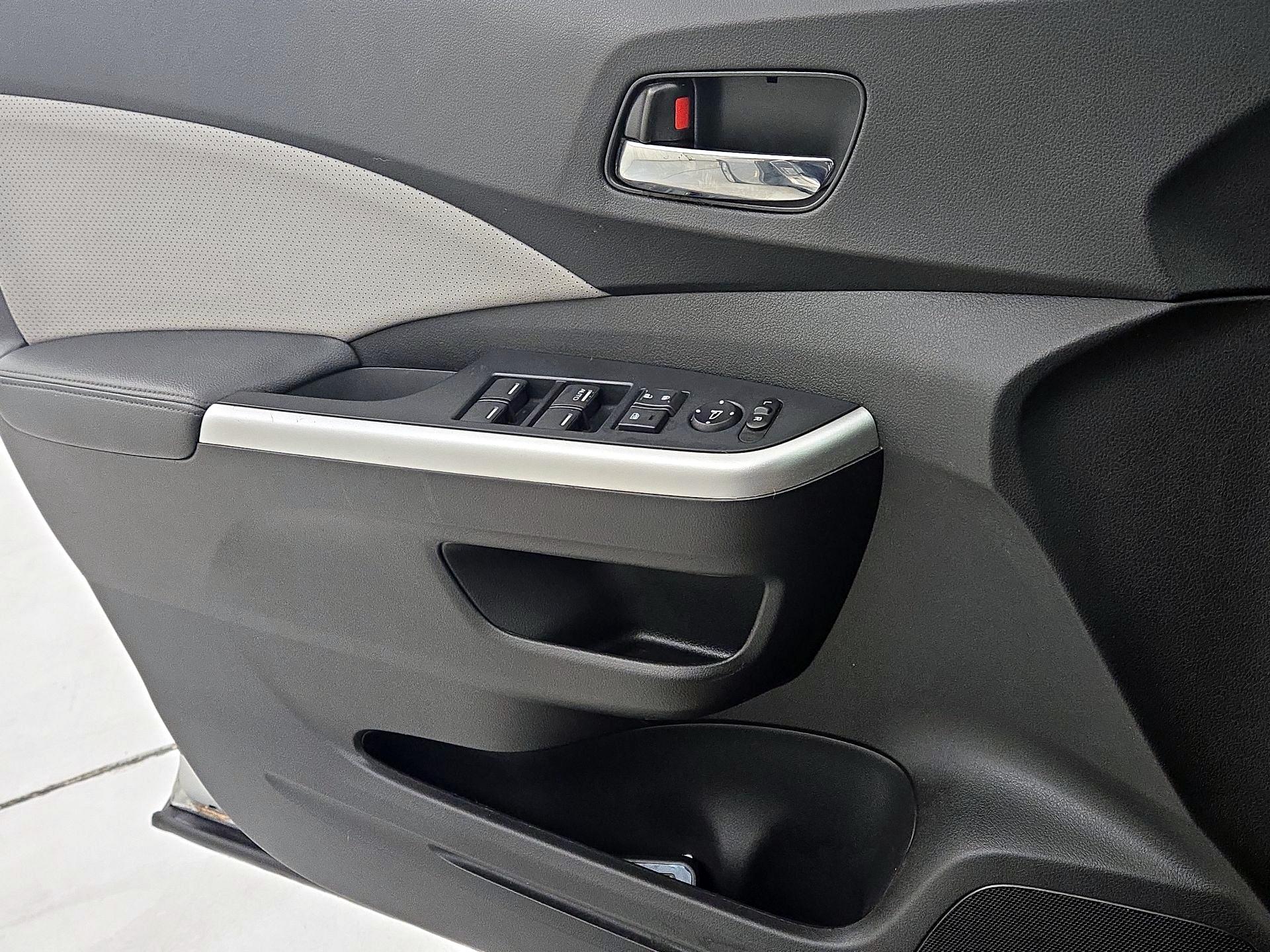 Thumbnail: 2015 Honda CR-V - 12