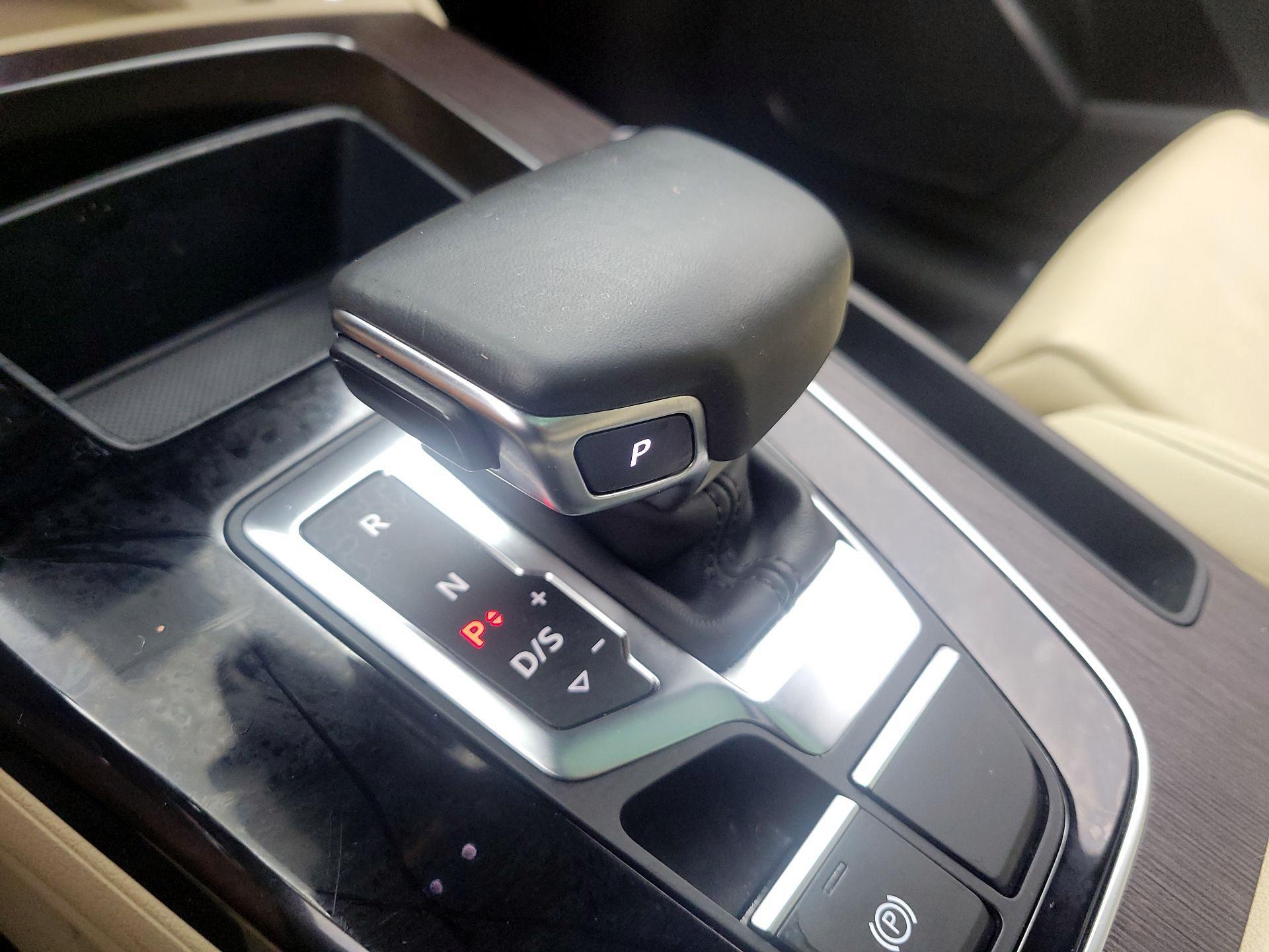 Thumbnail: 2022 Audi Q5 - 17