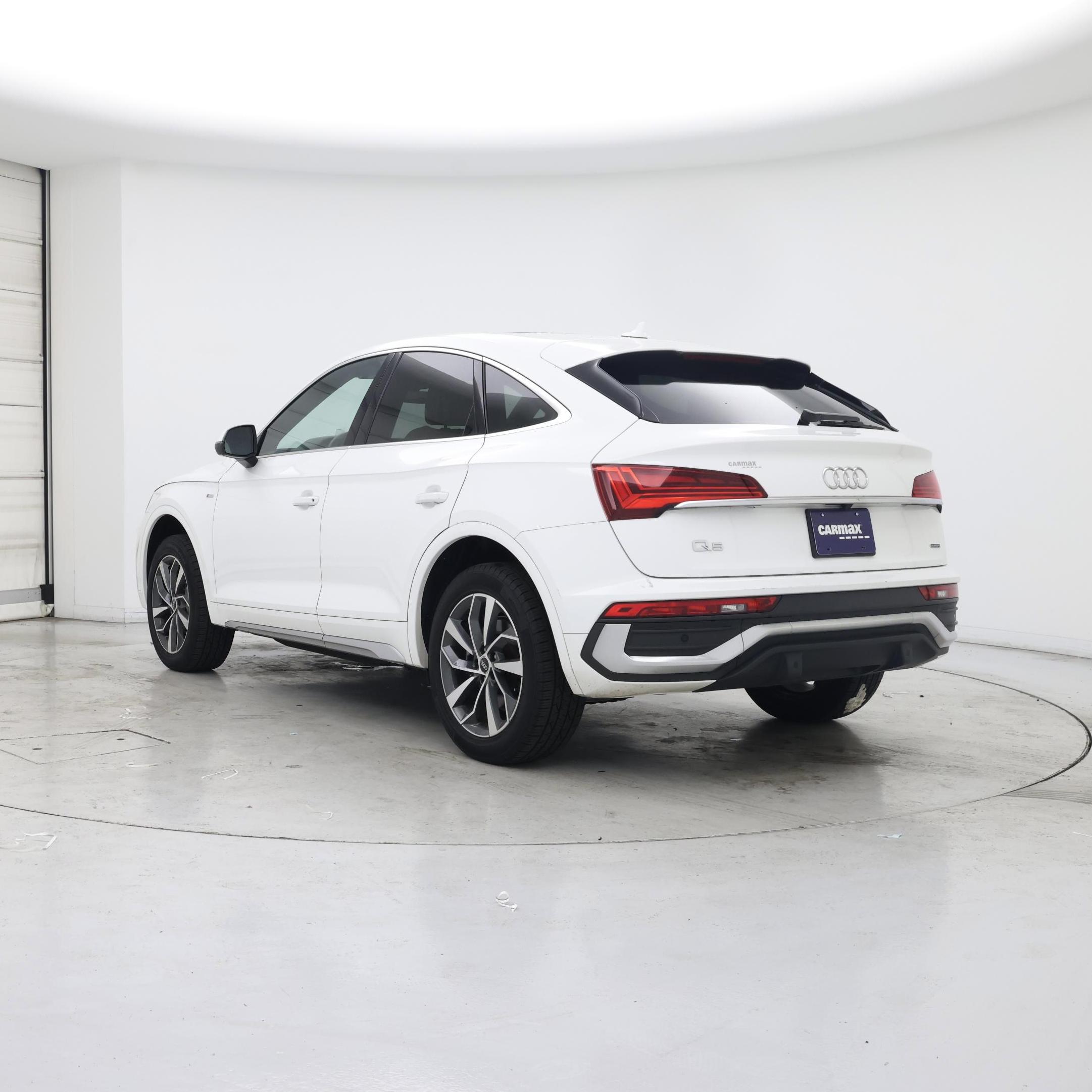 Thumbnail: 2022 Audi Q5 - 2