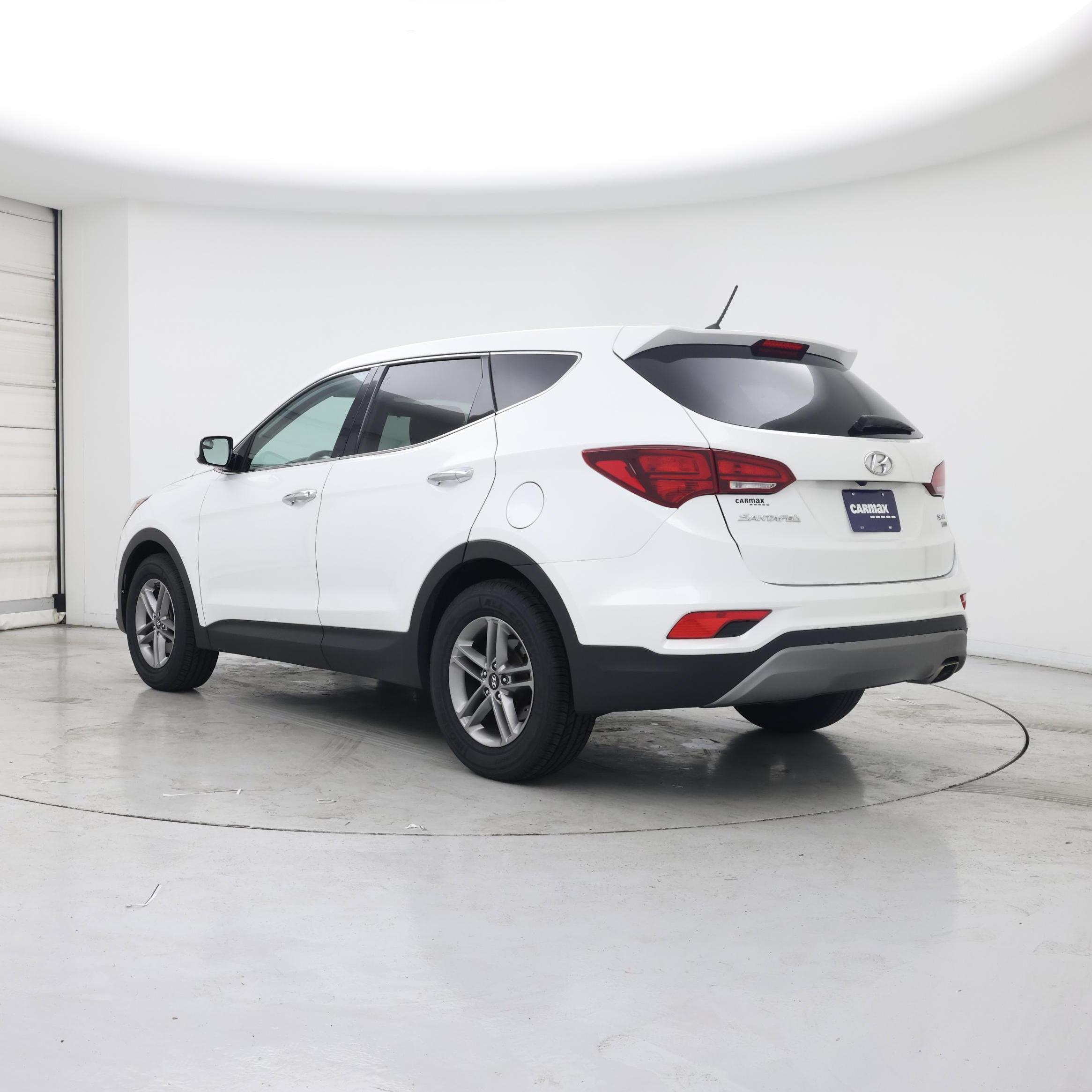 Thumbnail: 2018 Hyundai Santa Fe - 2