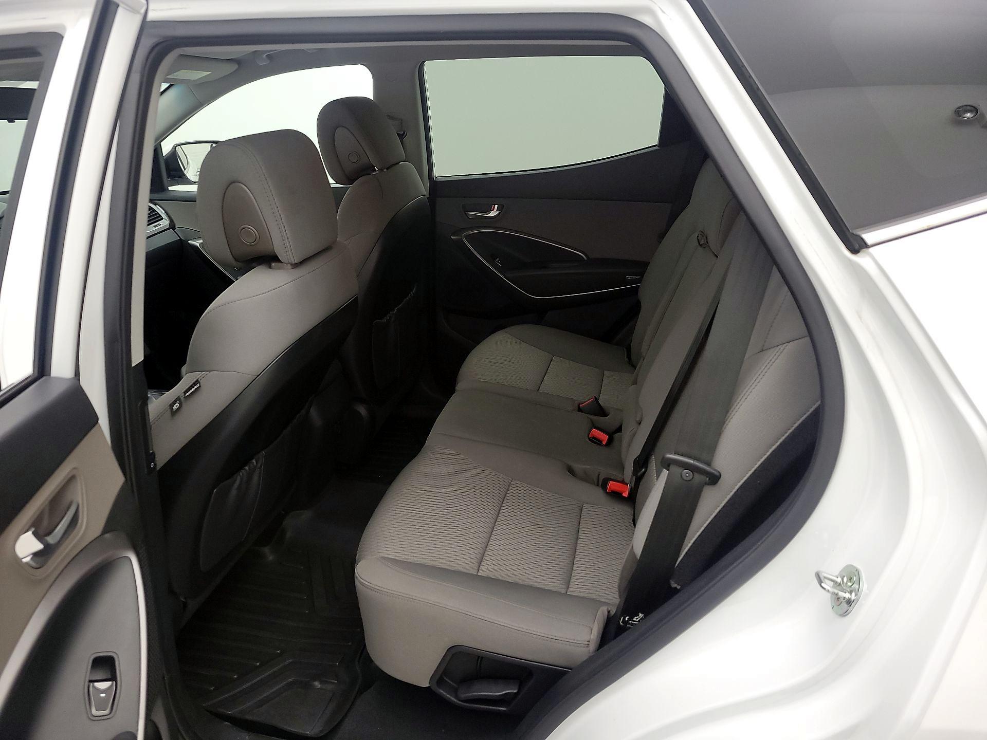 Thumbnail: 2018 Hyundai Santa Fe - 19