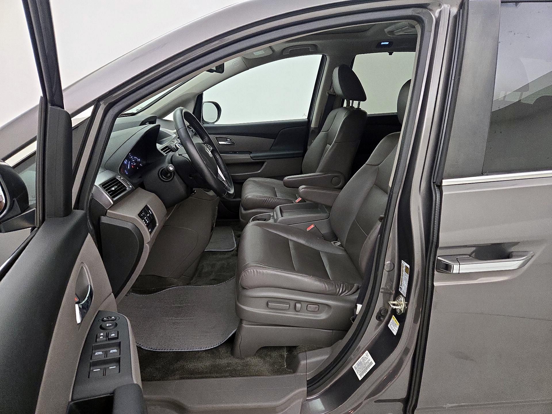 Thumbnail: 2015 Honda Odyssey - 11
