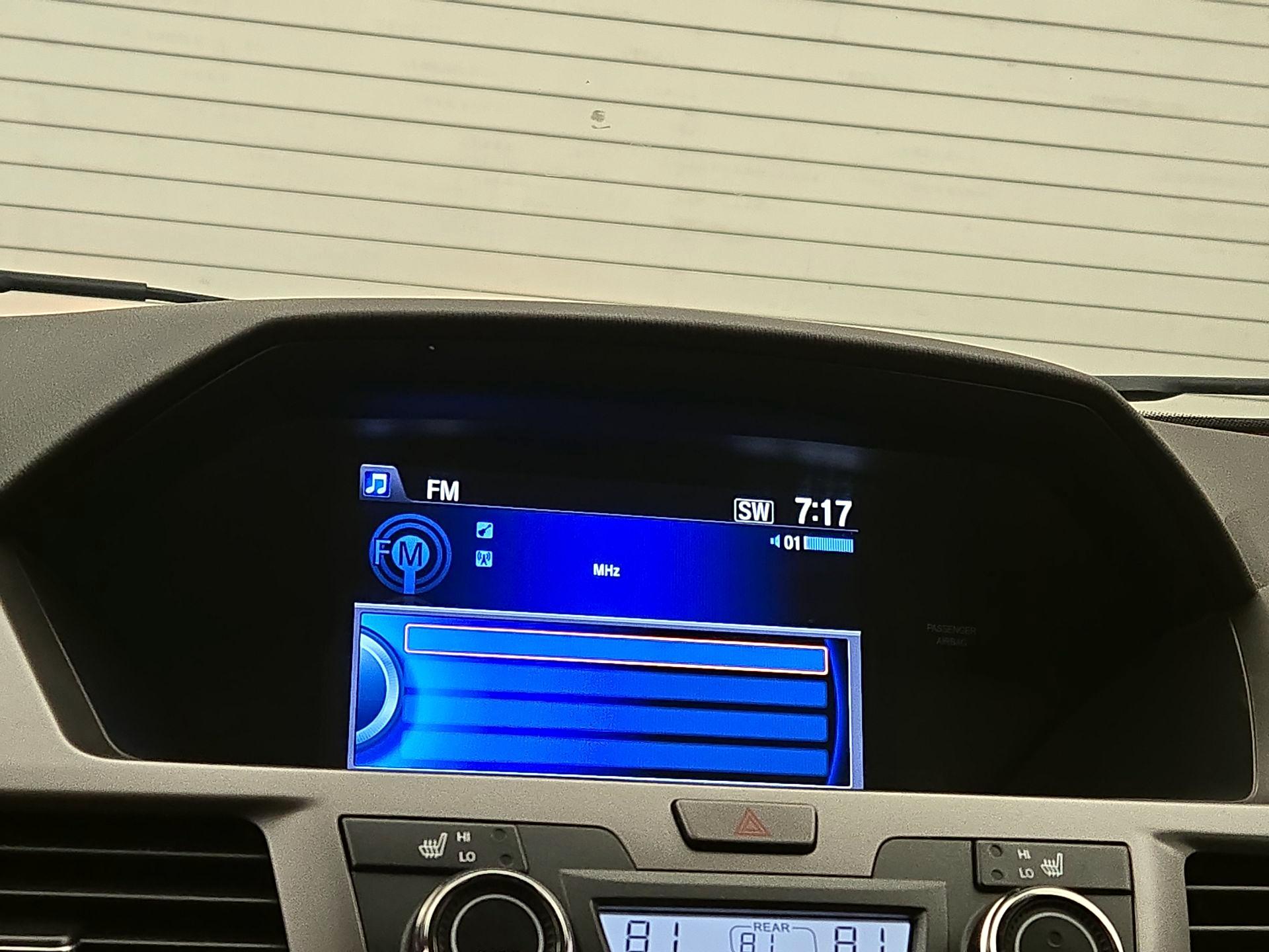 Thumbnail: 2015 Honda Odyssey - 13