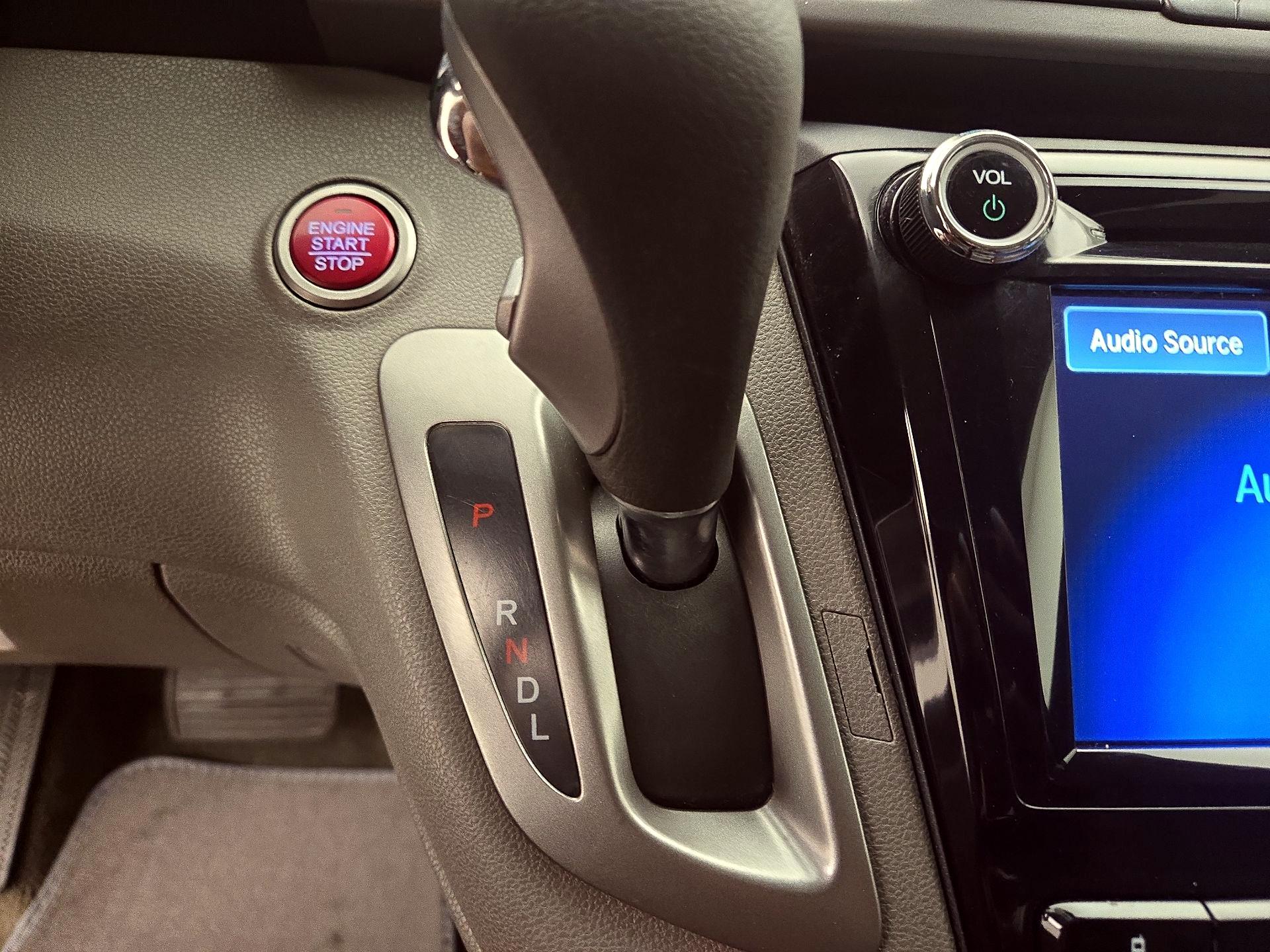 Thumbnail: 2015 Honda Odyssey - 15
