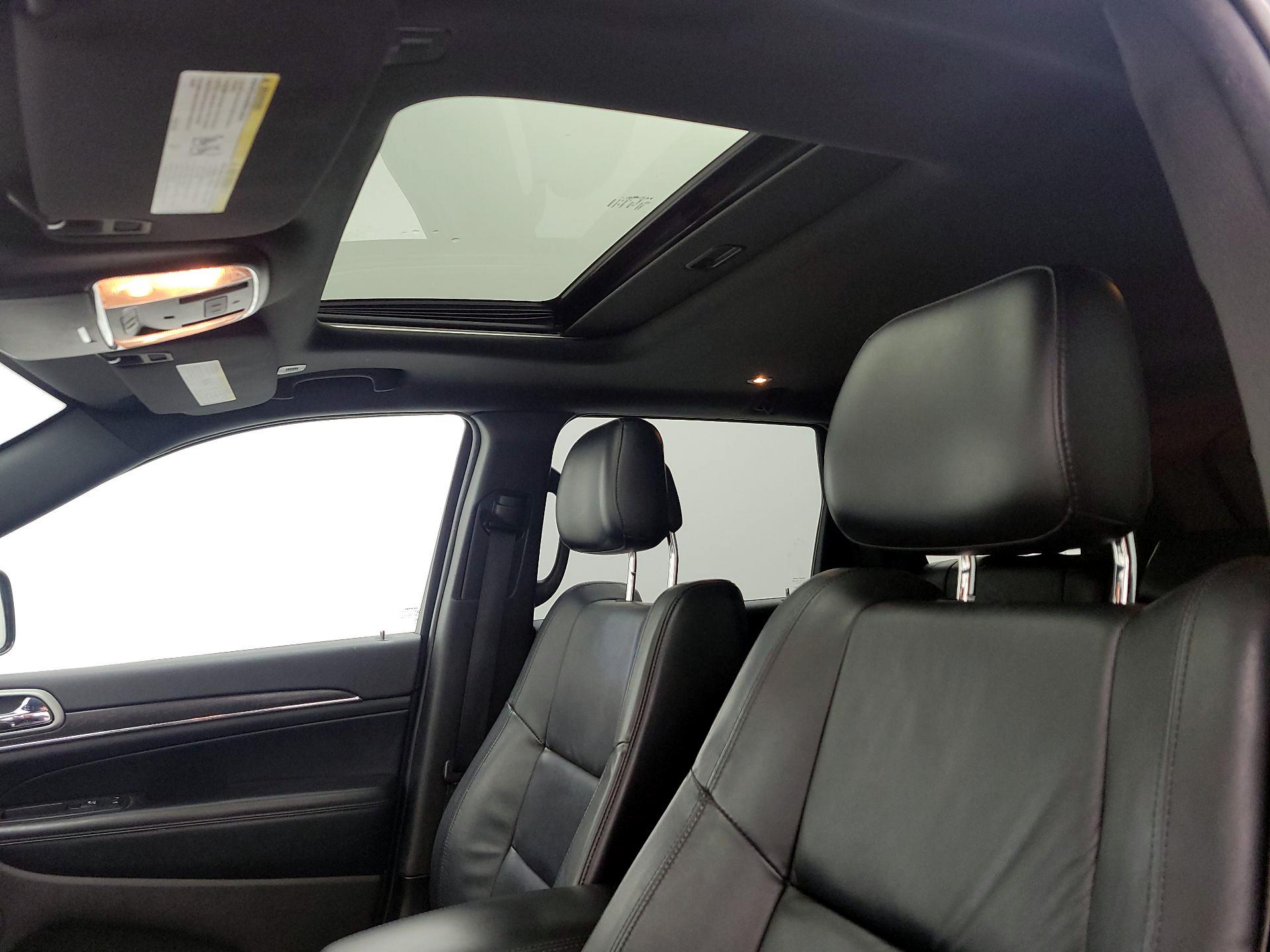 Thumbnail: 2018 Jeep Grand Cherokee - 20