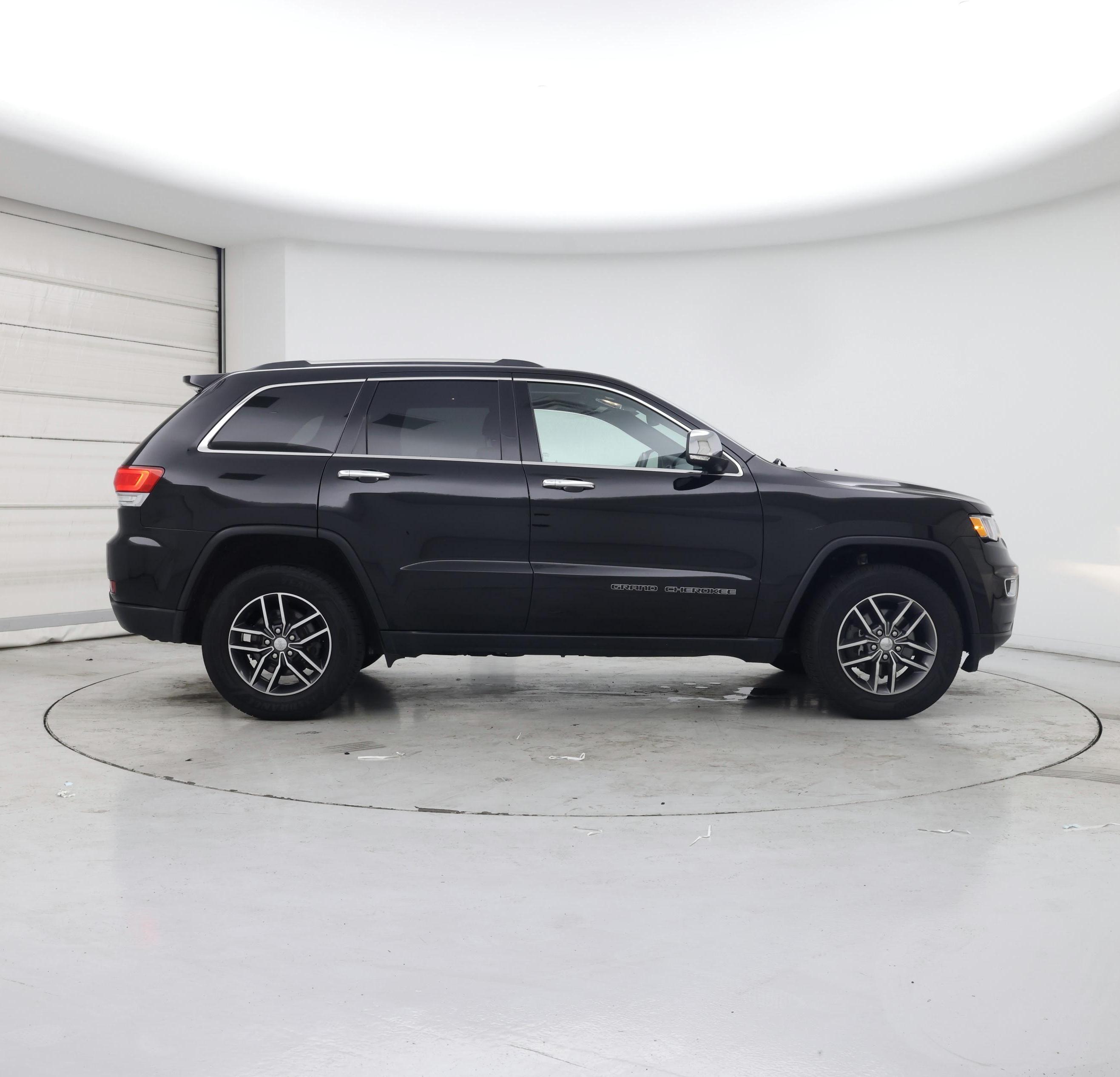 Thumbnail: 2018 Jeep Grand Cherokee - 7